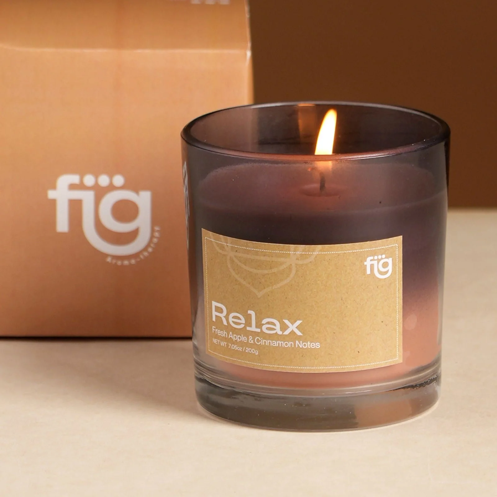 Relax Apple & Cinnamon Vegan Wax Scented Candle - Image 2