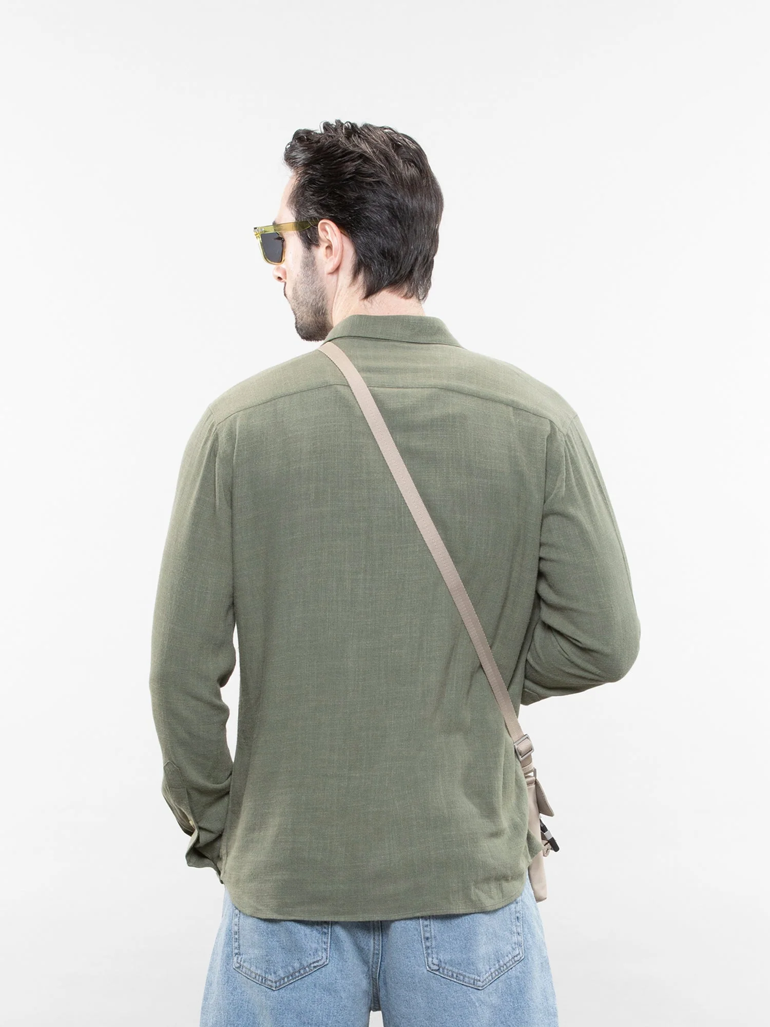 Relaxed linen shirt - Image 35
