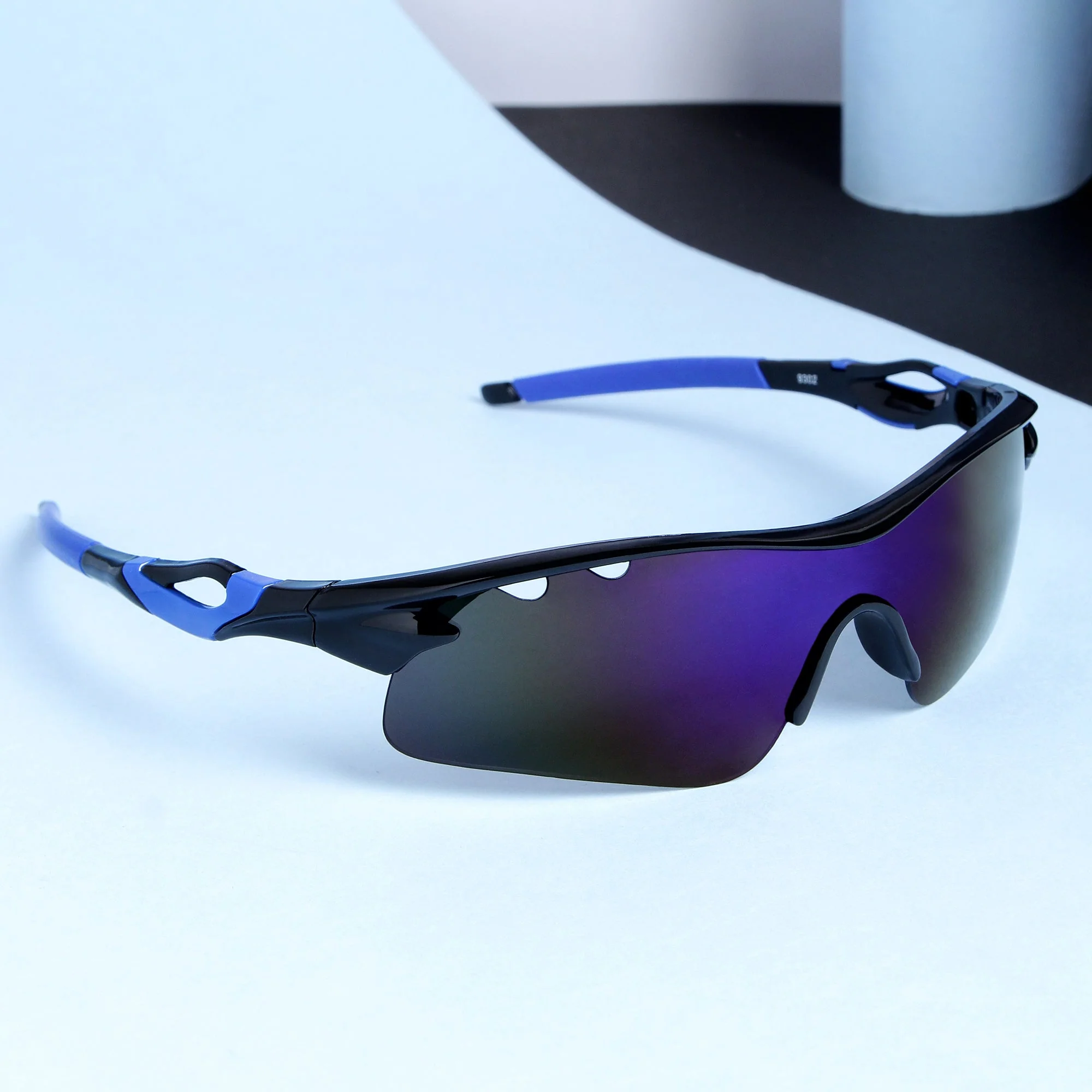 Rider V3 Sports Rectangle Sunglasses // 006 - Image 2