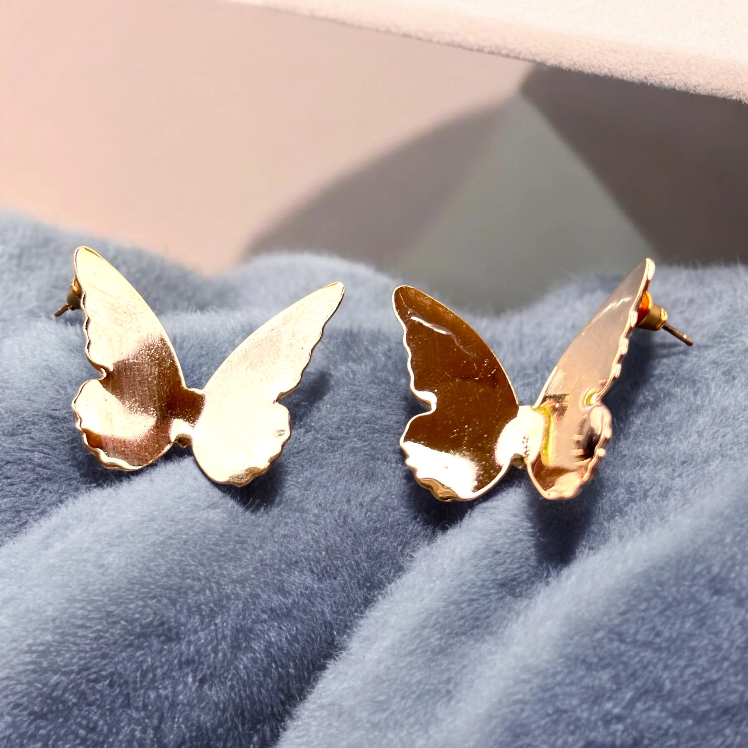 Rose Gold Butterfly Stud Earring - Image 3