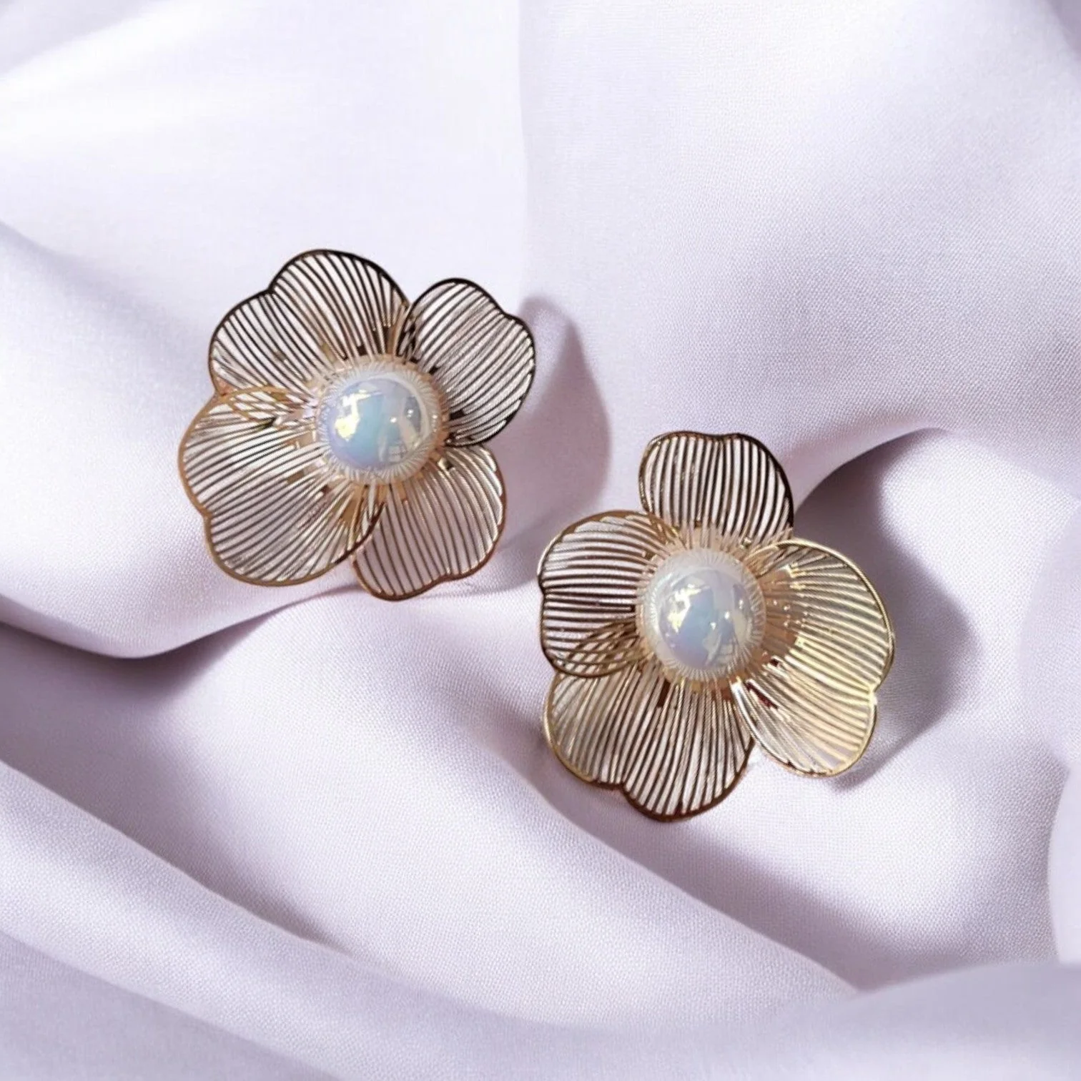 Rose Gold Flower Pearl Earrings - Image 4