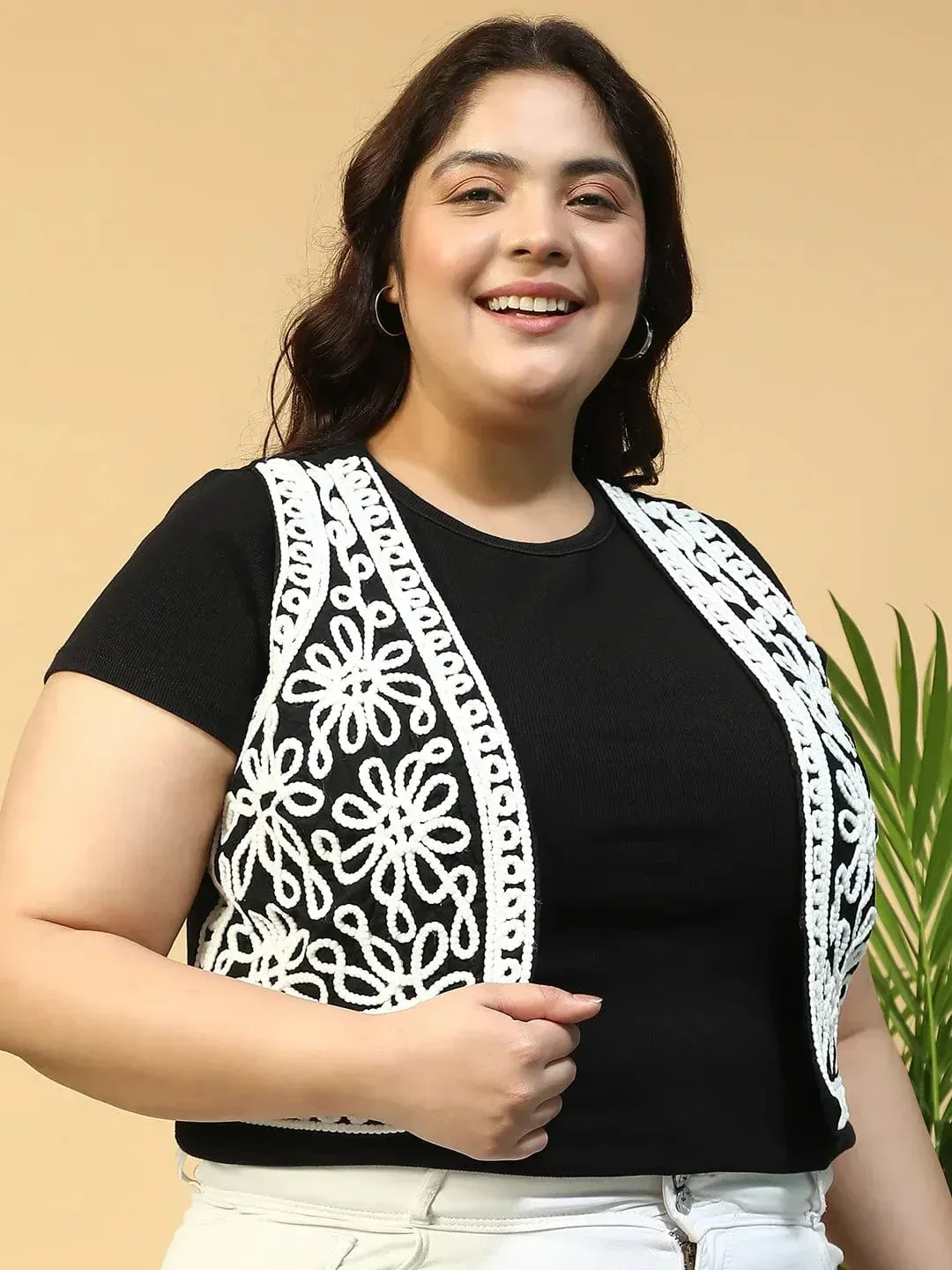 Royal Black Embroidered Sleeveless Jodhpuri Style Plus Size Women Cotton Shrug - Image 4
