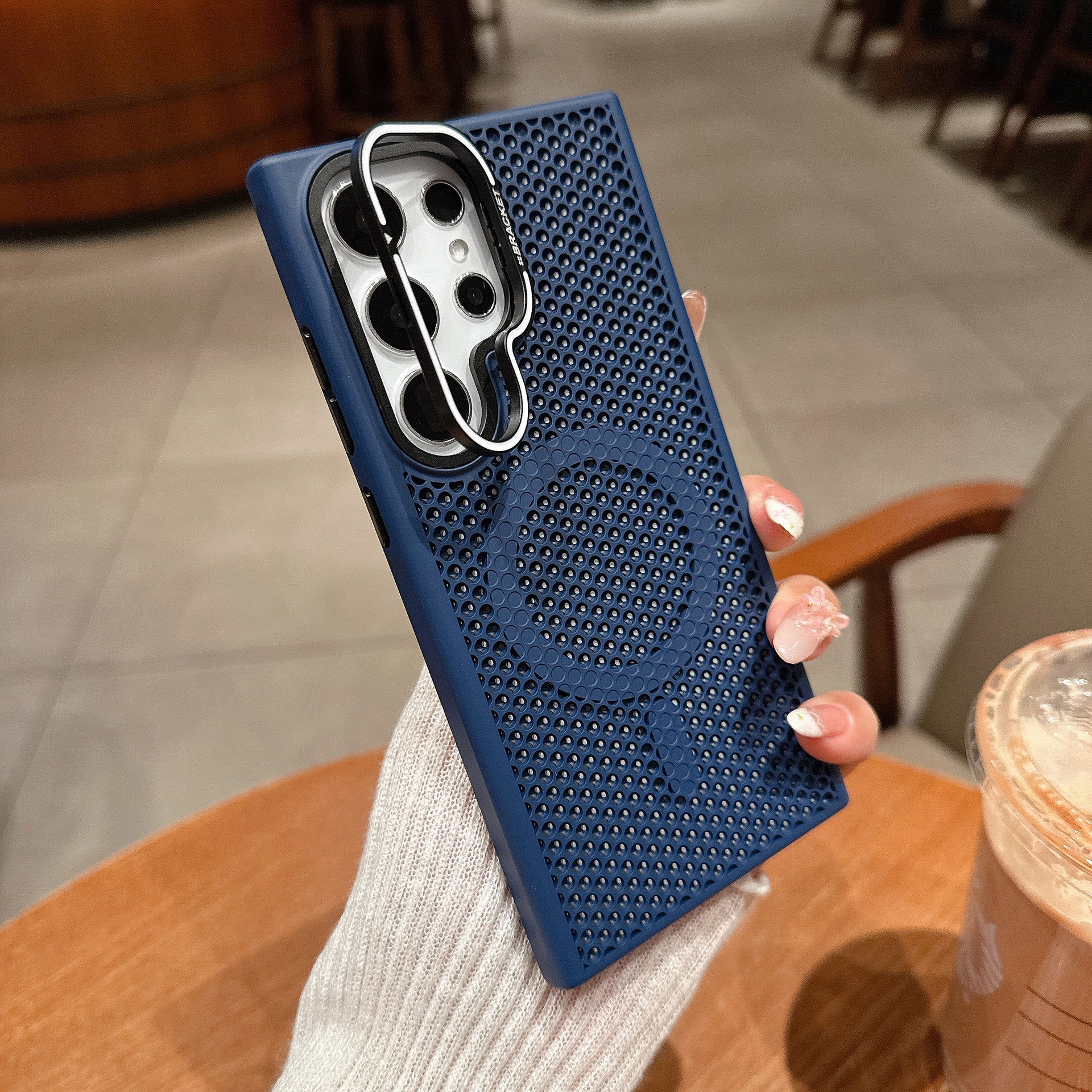 Samsung Ultra Series Honeycomb Mesh Cooling Suitable Magnetic Phone Case Skin Feel Mesh - Image 21