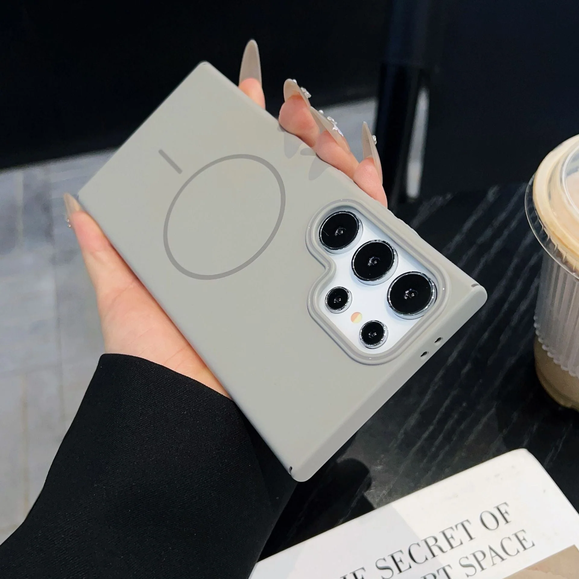 Samsung Ultra Series Magnetic Phone Case Skin Friendly Matte Fashionable Macaron Thin Hard Case - Image 5