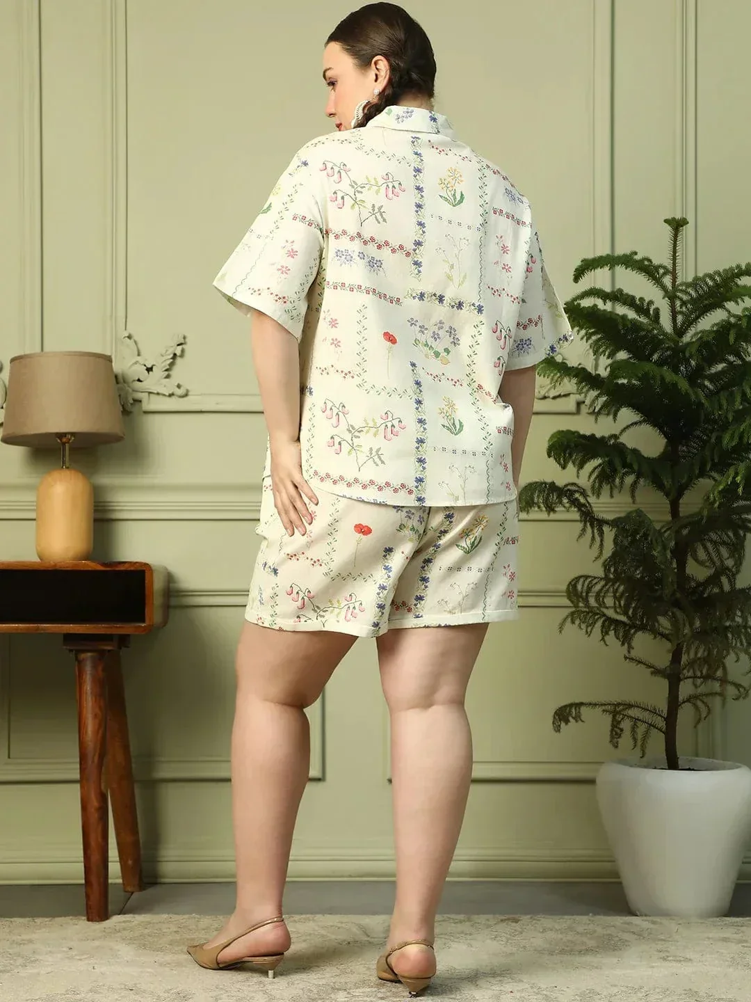 Sandy Breeze Beige Printed Shirt & Shorts Plus Size Cotton Co-ord Set - Image 6