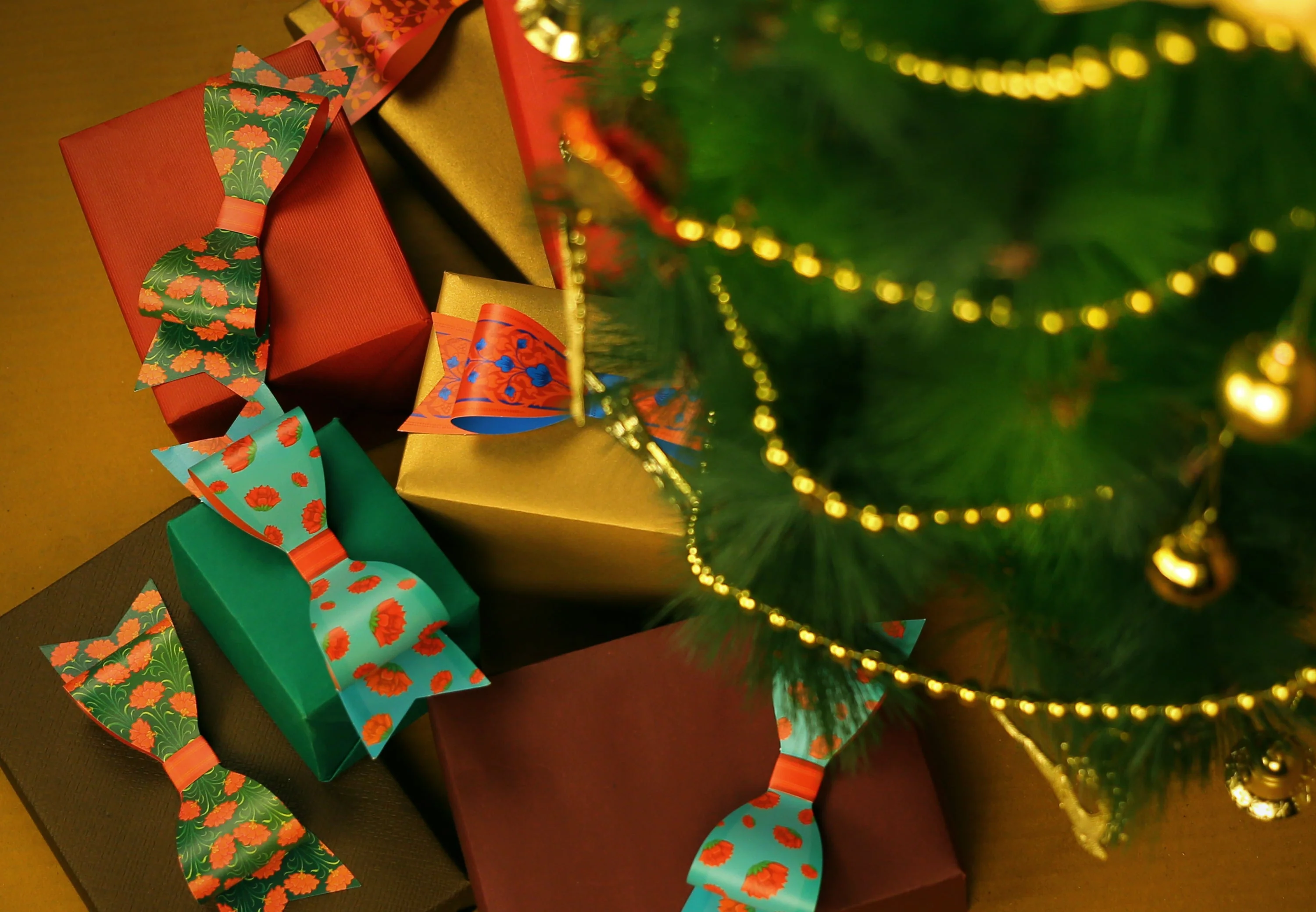 Set of 12 Paper Bows for Gifts - Image 3