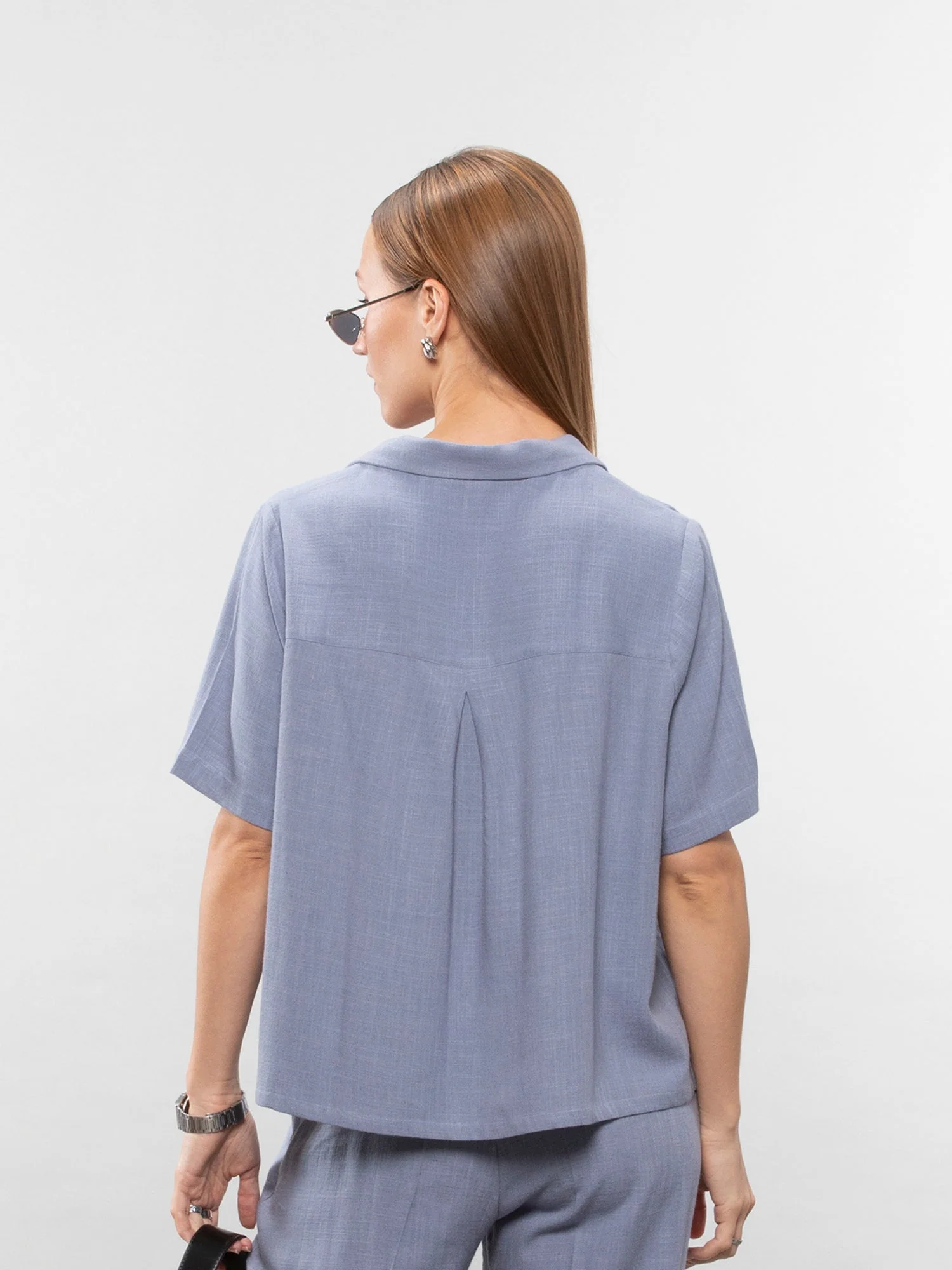 Short-sleeve linen shirt - Image 15