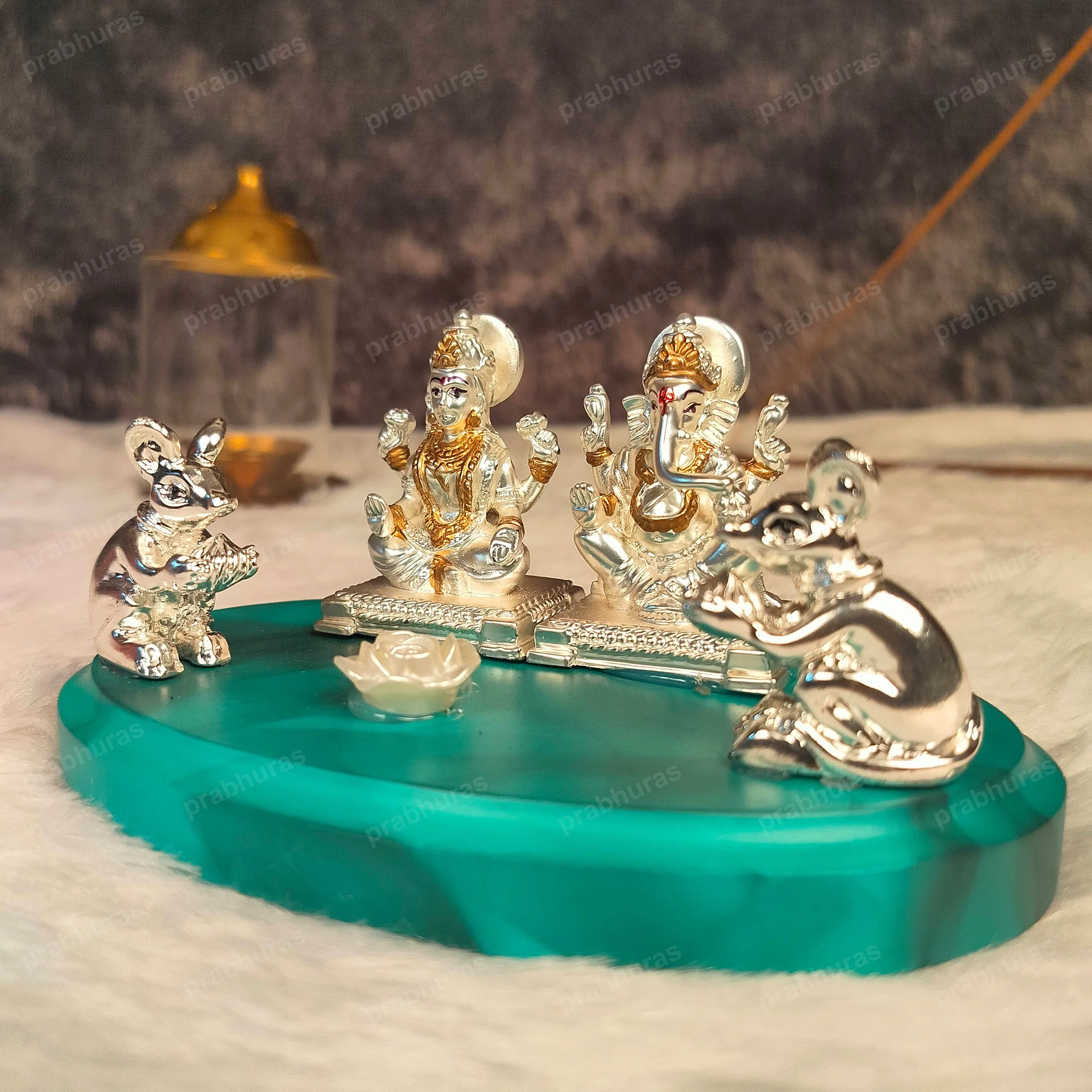 Shree Laxmi Ganesh Murti And Silver Coated - Image 2