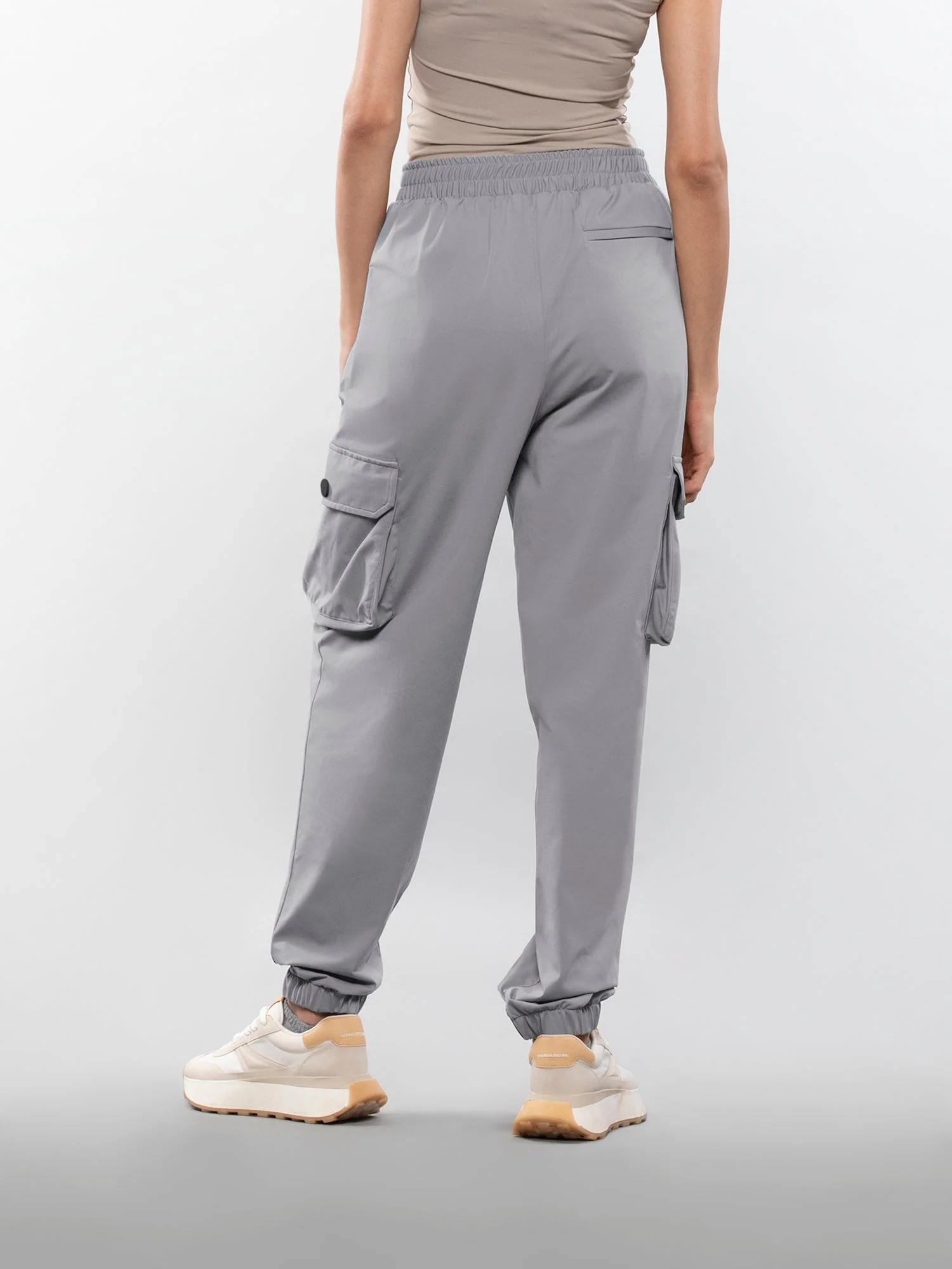 Six pocket cargo pants - Image 27