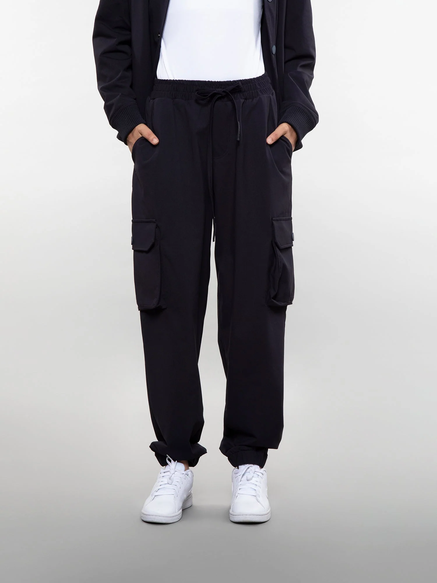 Six pocket cargo pants - Image 2