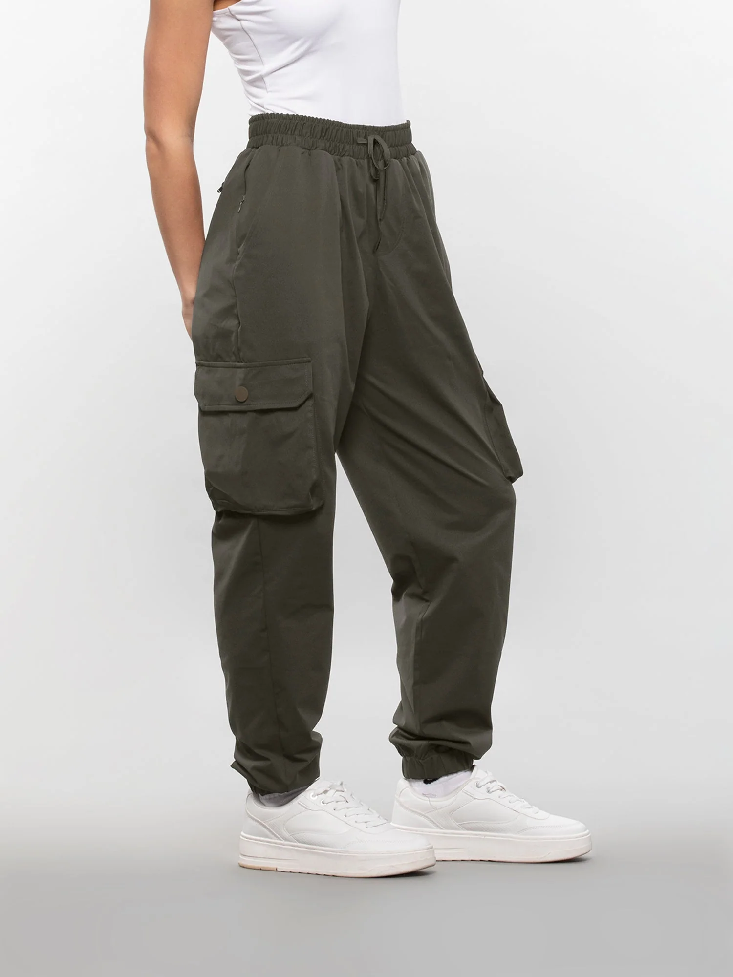 Six pocket cargo pants - Image 9