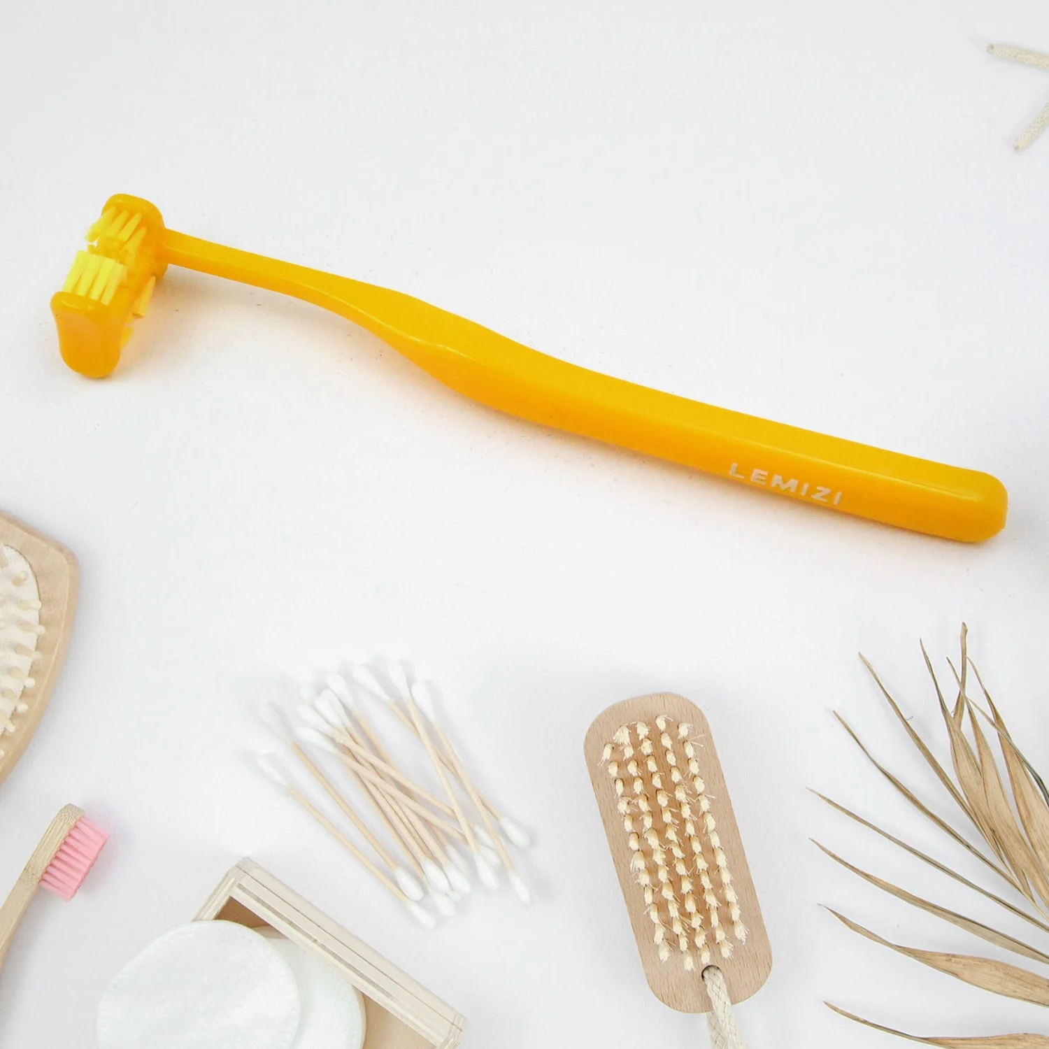 Six-Sided Soft Toothbrush, Anti-Bacterial 6 Sided Care (1 Pc/ Mix Color) - Image 6