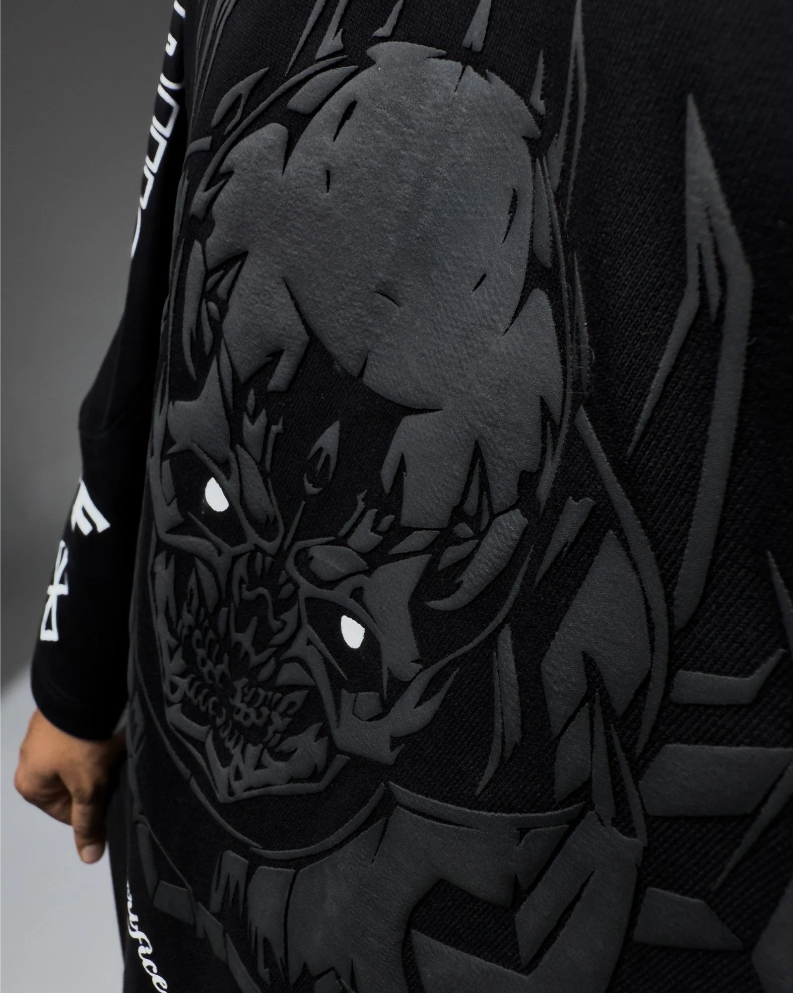 SKULL KNIGHT / BERSERK / OVERSIZED RAGLAN FULL SLEEVES T-SHIRT - Image 3