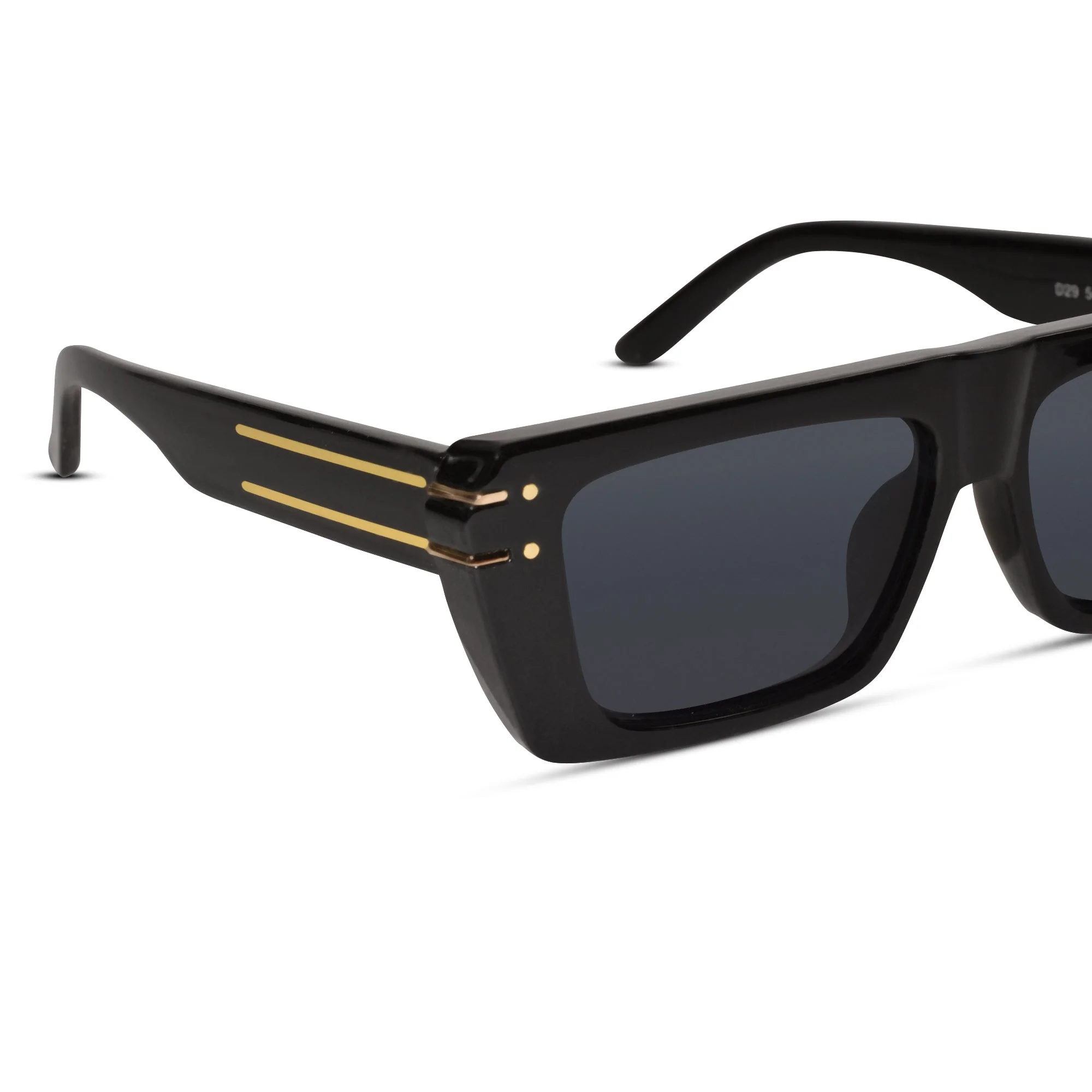 Sleek Black Rectangular Sunglasses - Image 3