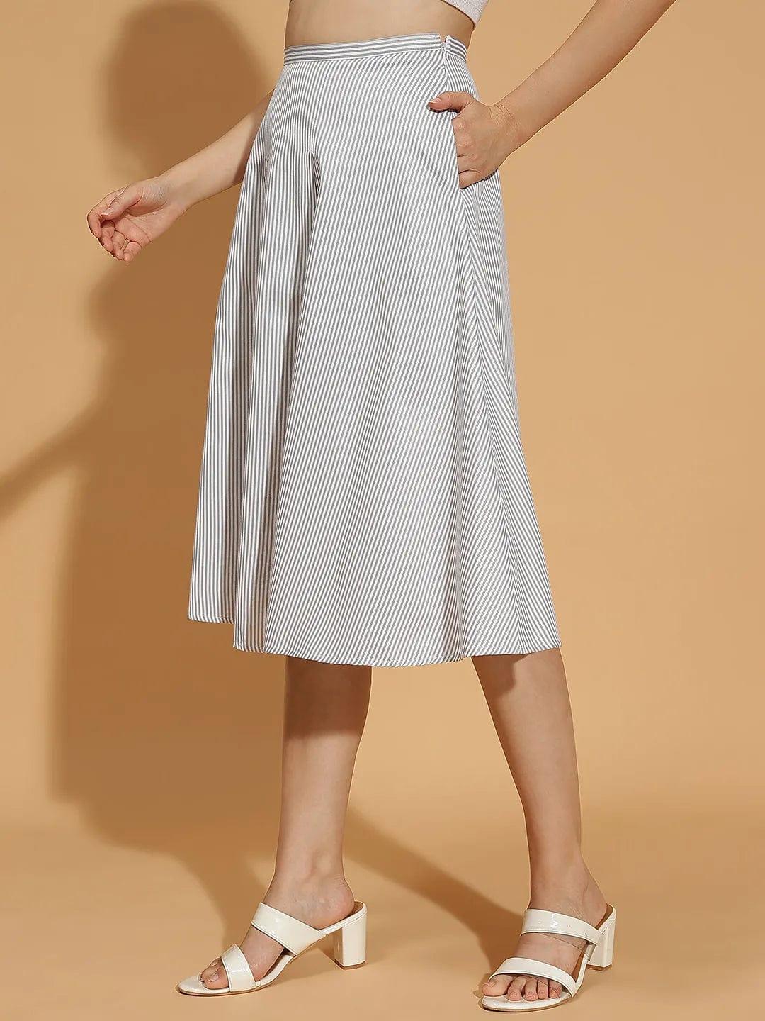 Soft Grey Stripe Print Elasticated Women’s Cotton Skirt - Image 3