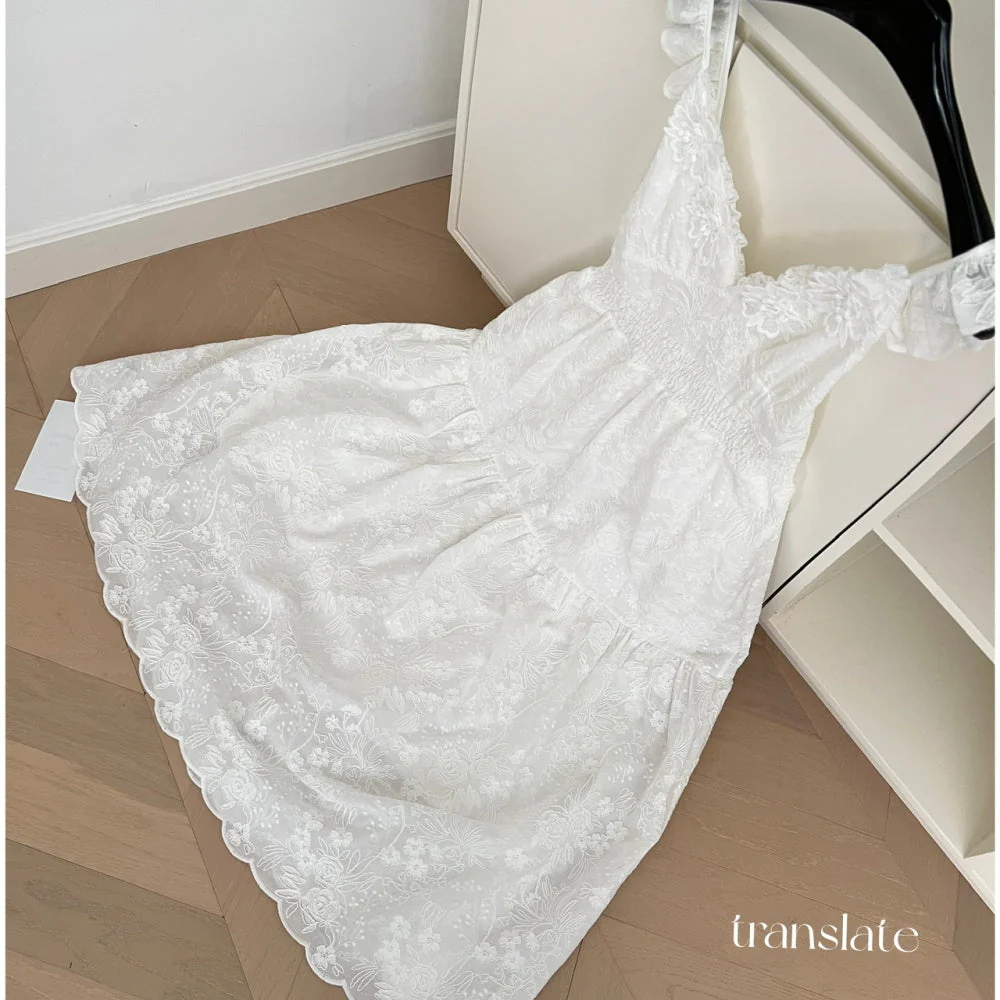 Sophie Lace Detail Maxi Dress - Image 3