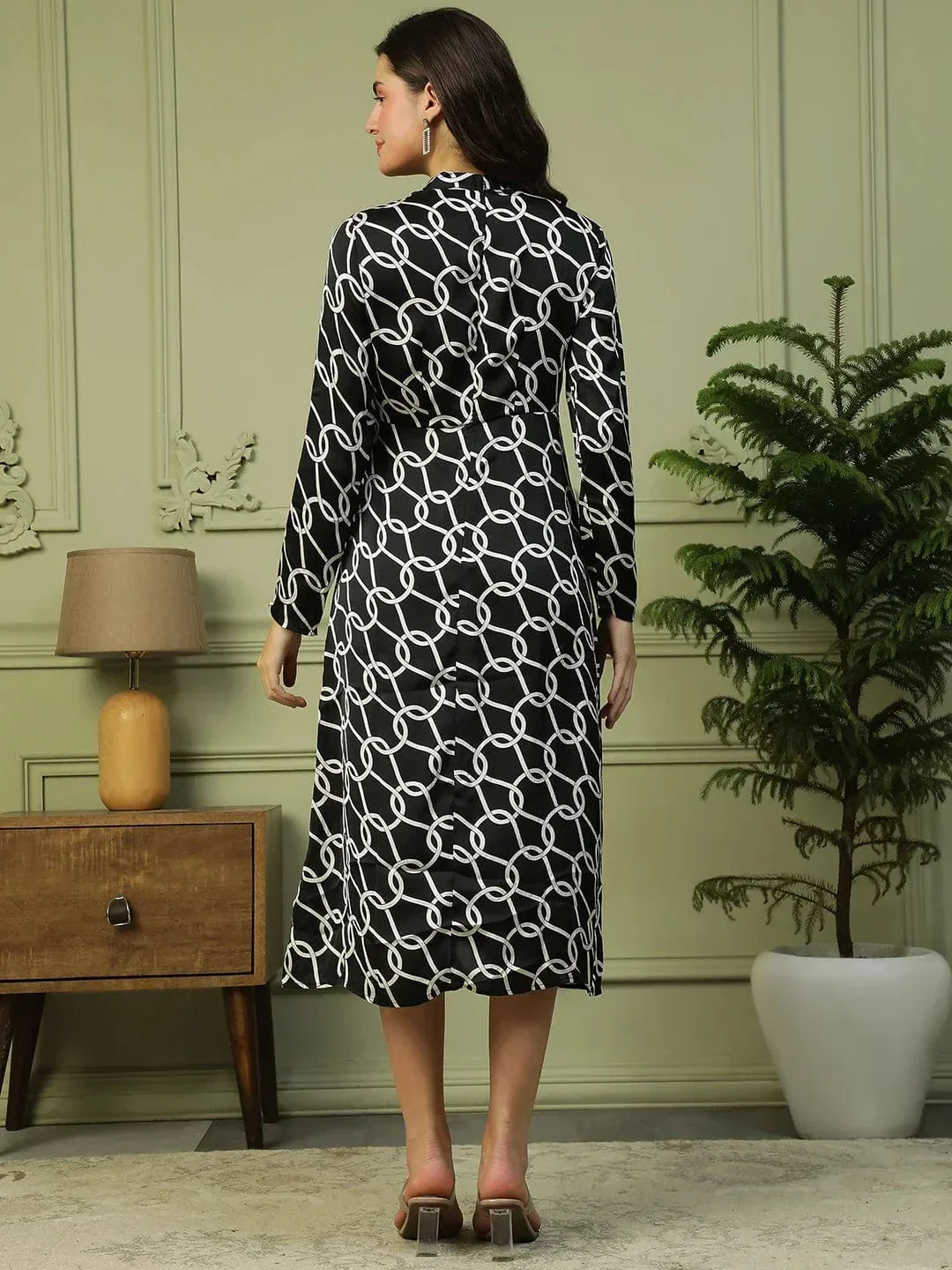 Sorted Black Printed Long Sleeve With Concealed Zip Women Satin Dress - Image 6