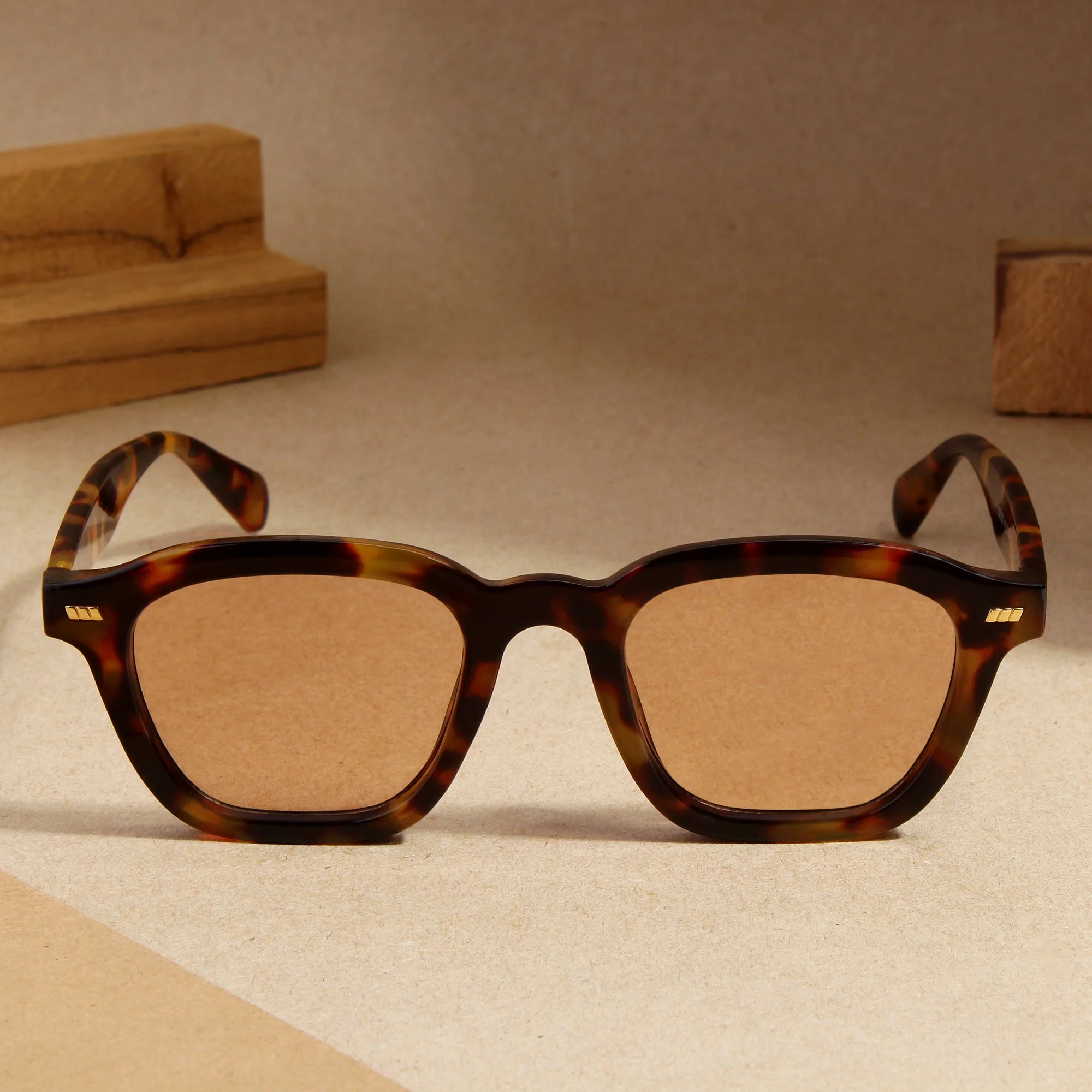 Spark Tortoise Brown Rectangle Sunglasses - Image 3