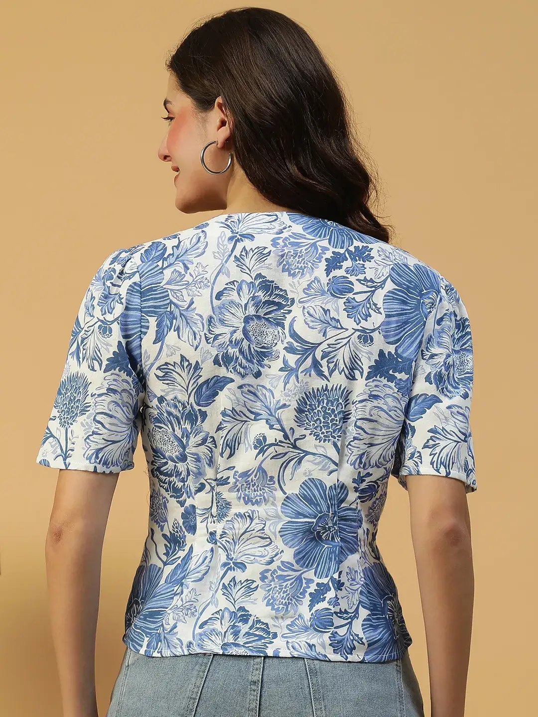 Spring Blue Floral Print Button Detailed Short Sleeve Women Cotton Dobby Top - Image 4