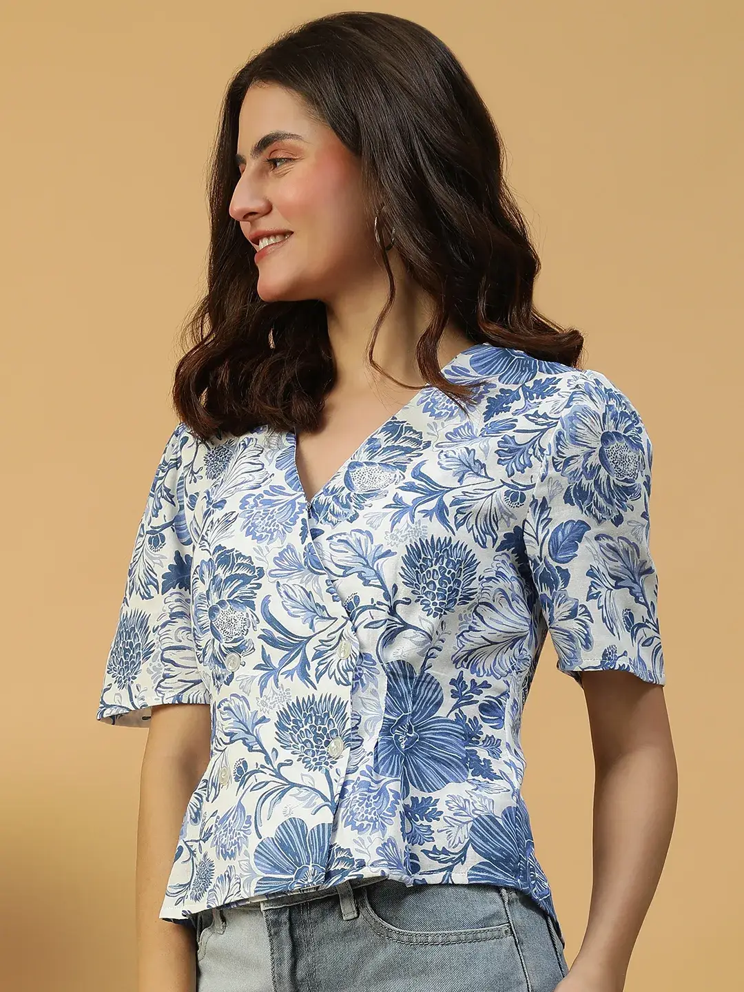 Spring Blue Floral Print Button Detailed Short Sleeve Women Cotton Dobby Top - Image 6