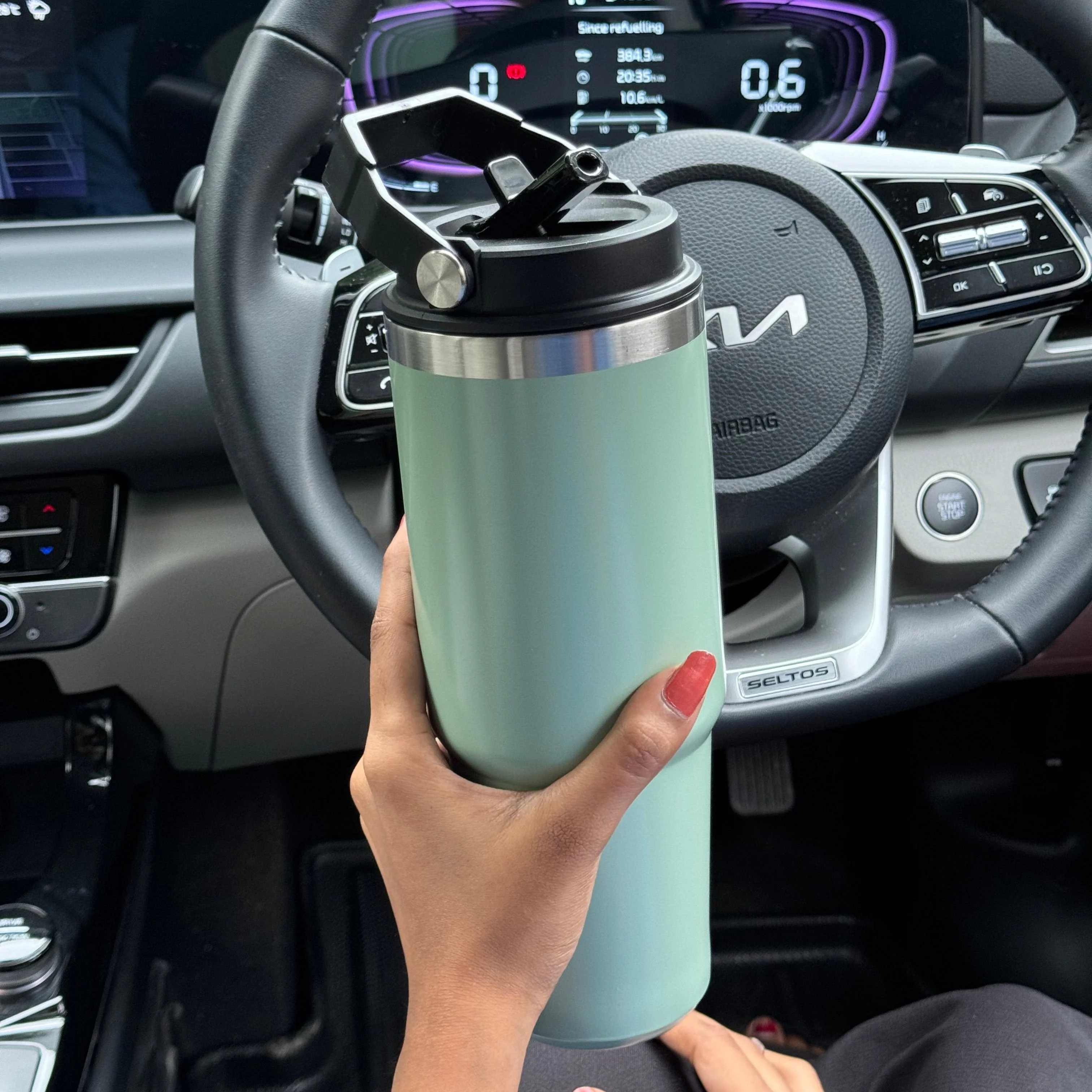 Stan: 900ml Leakproof & Insulated Stainless Steel Tumbler with Handle, Straw & Double-Wall Design for Hot & Cold Drinks - Image 5