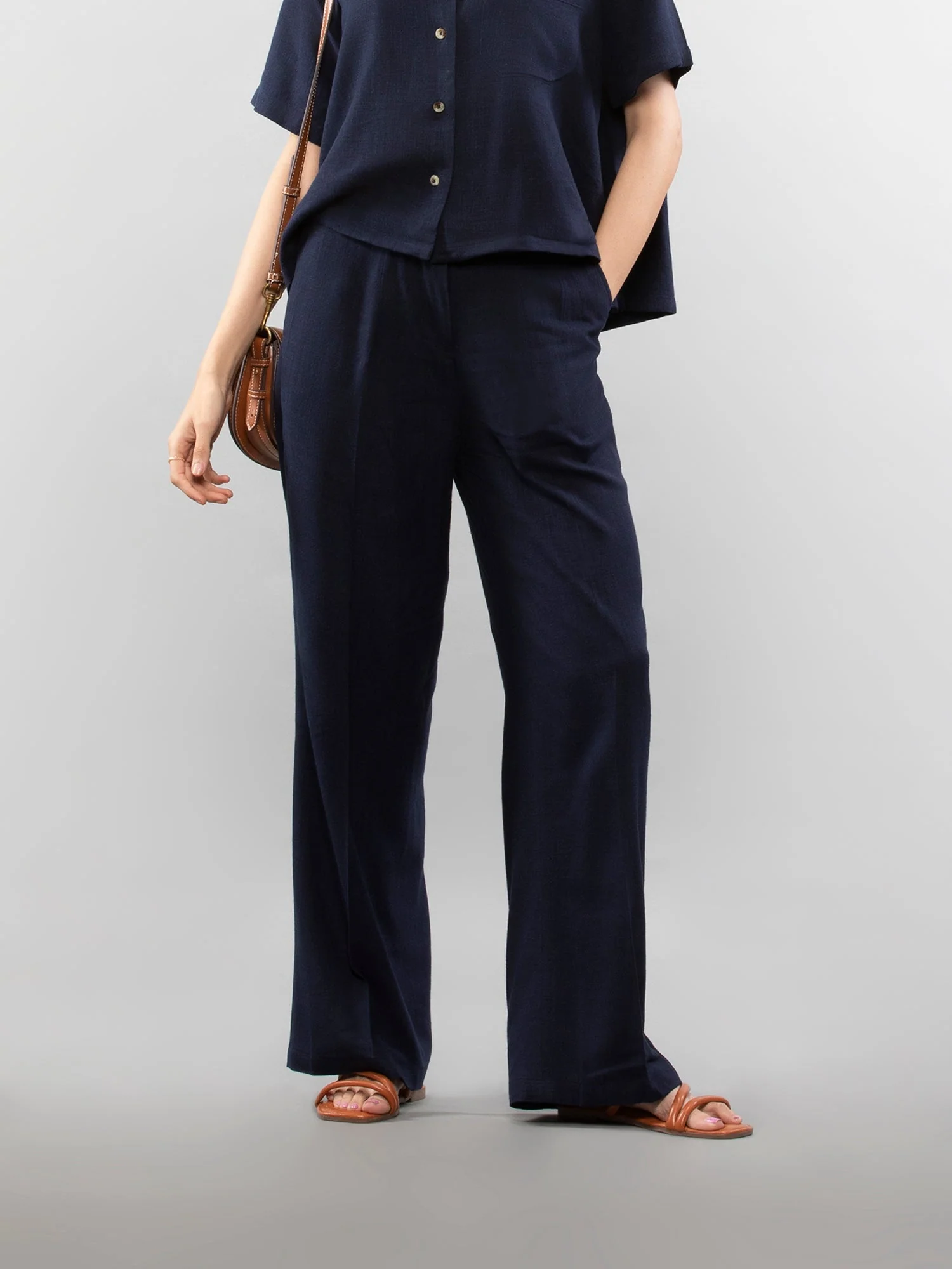 Straight linen pants - Image 23