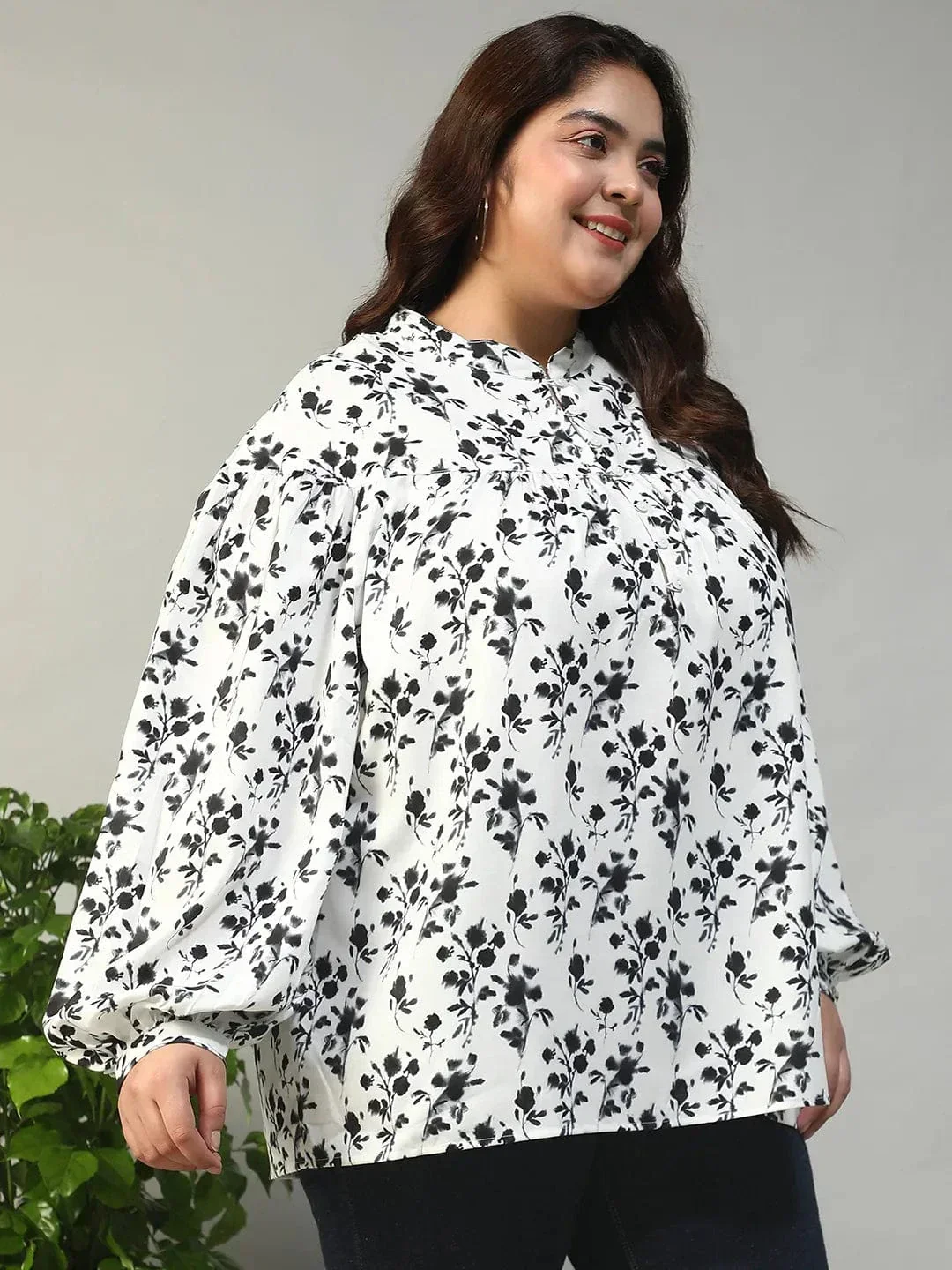Street White Floral Print Round Neck With Button Placket Long Lantern Sleeve Plus Size Women Top - Image 4