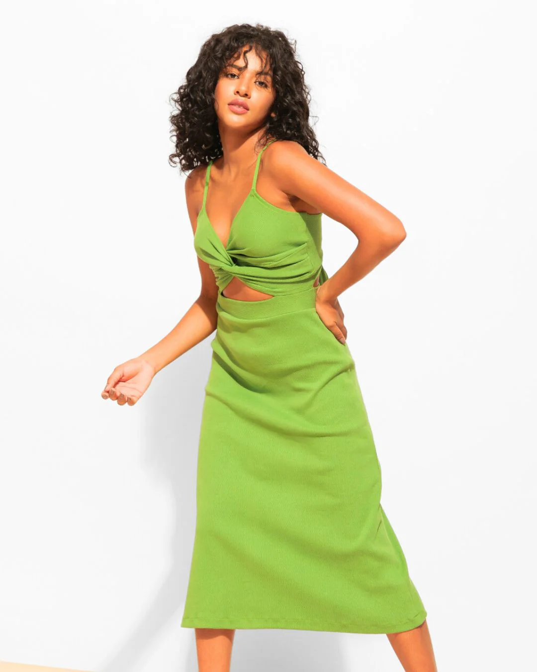 Stretchable Cut-out Bodycon Midi Dress - Image 6
