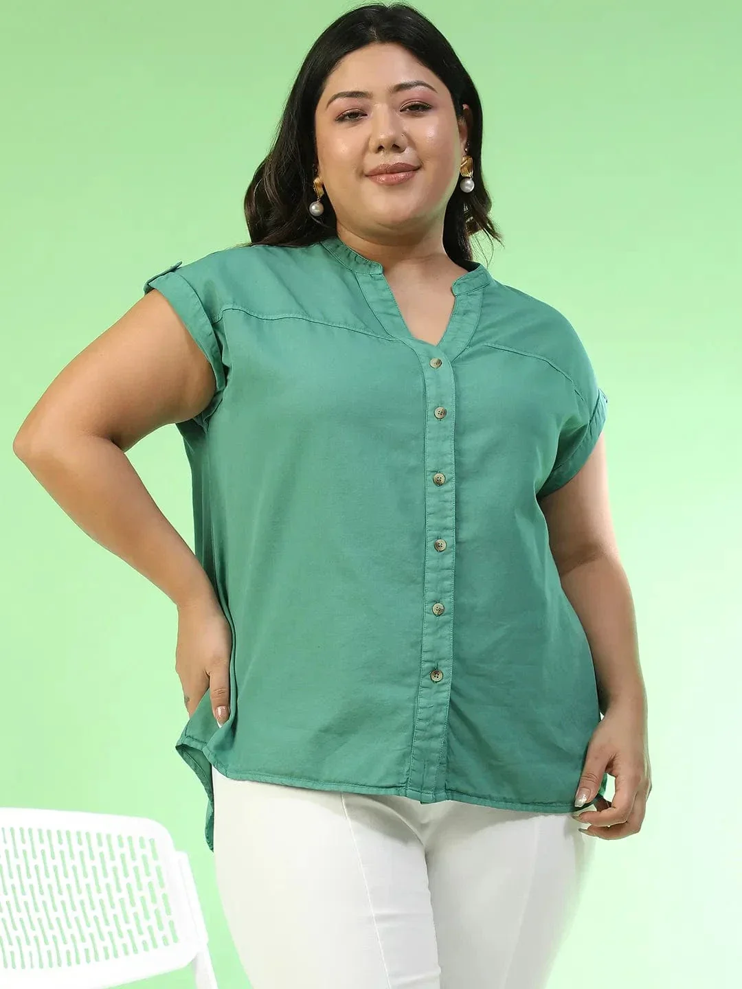Style-Savvy Green Short Sleeve Button Down Plus Size Women Cotton Top