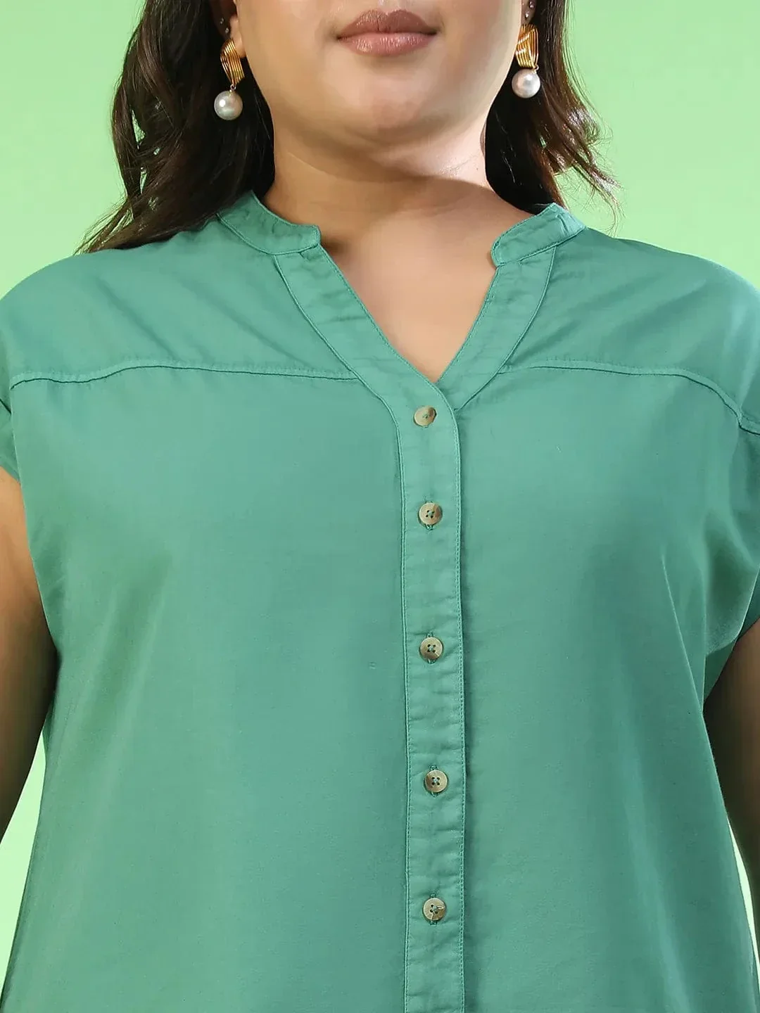 Style-Savvy Green Short Sleeve Button Down Plus Size Women Cotton Top - Image 6