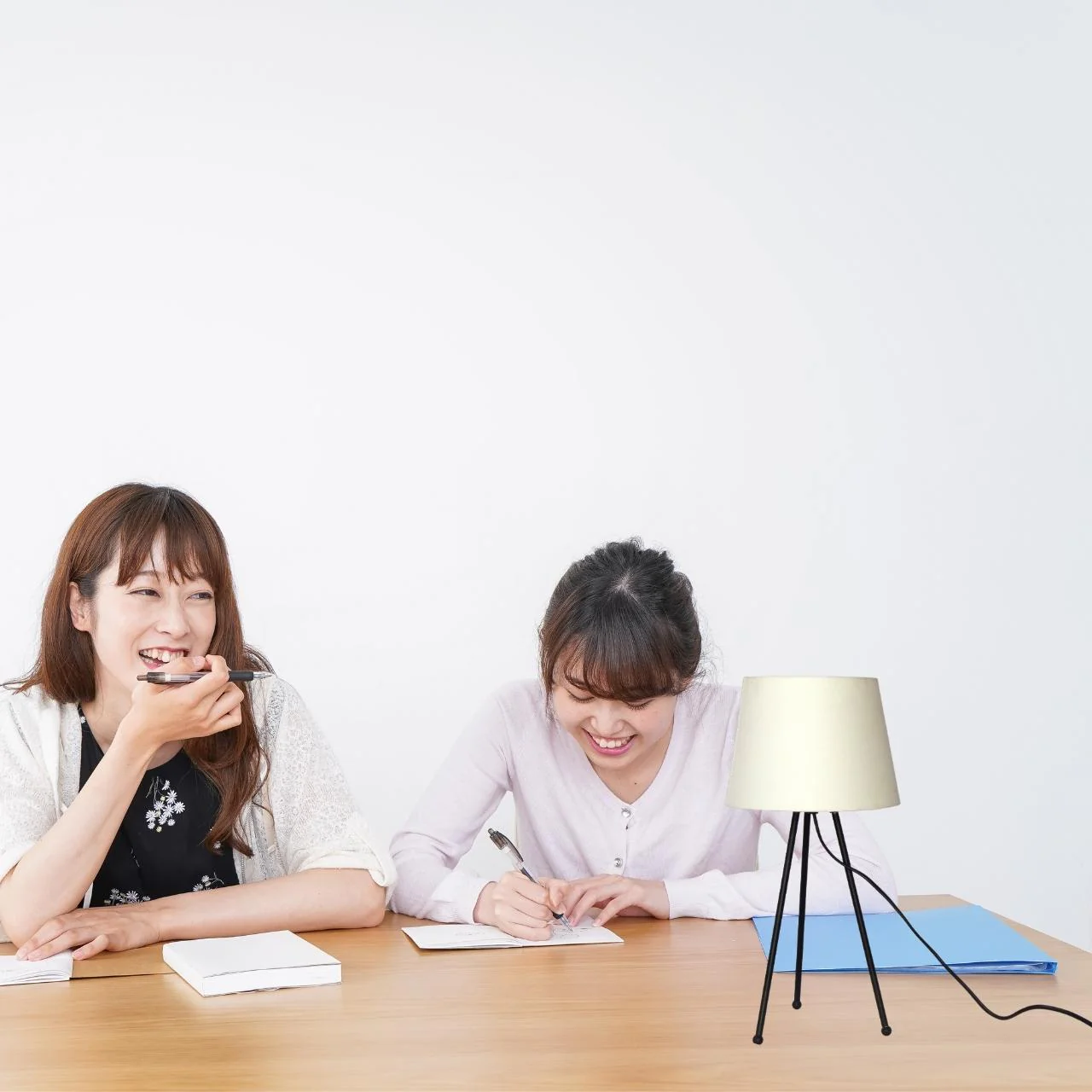 Table Lamp - Image 4
