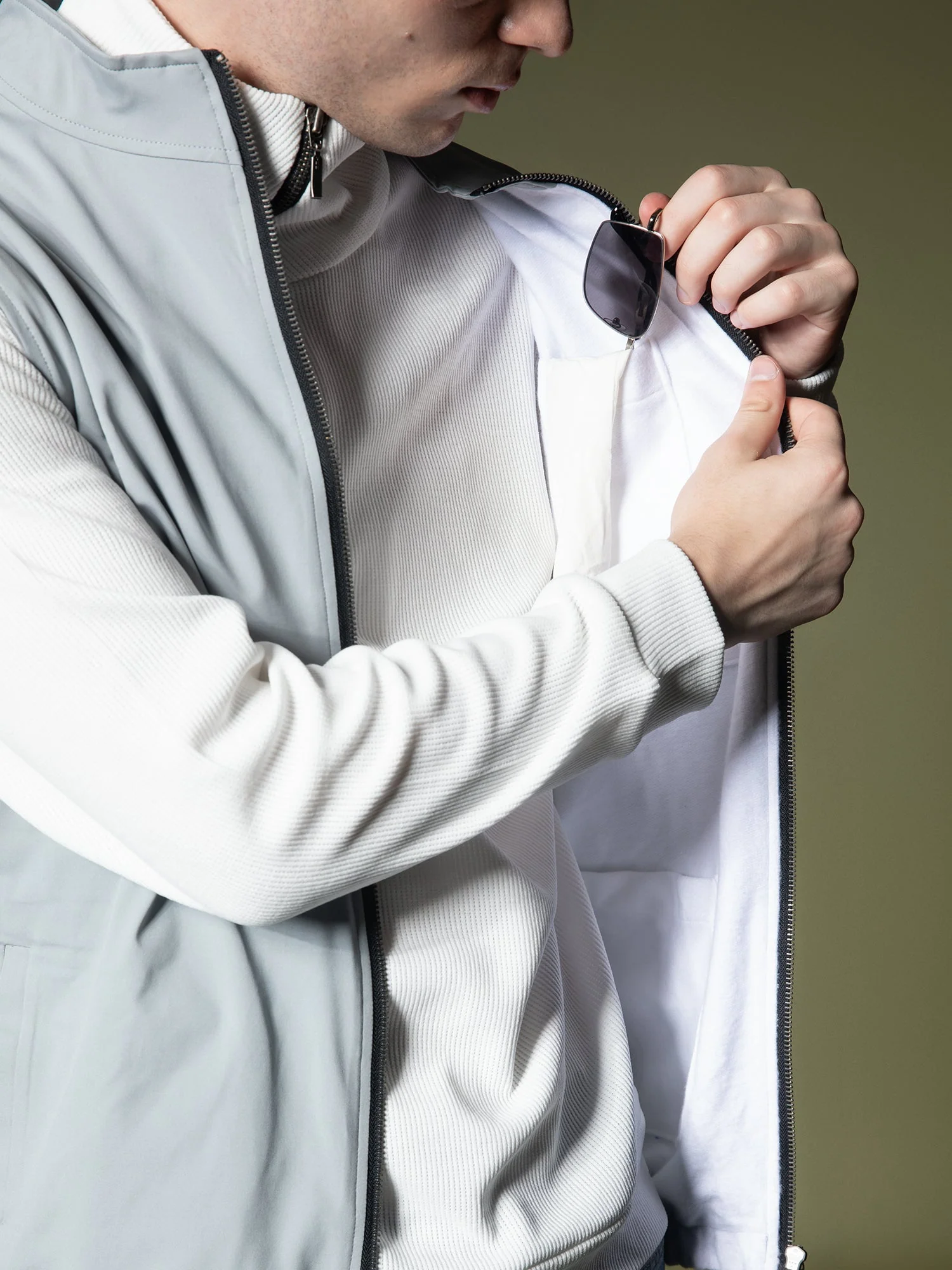 Technical Vest - Image 4