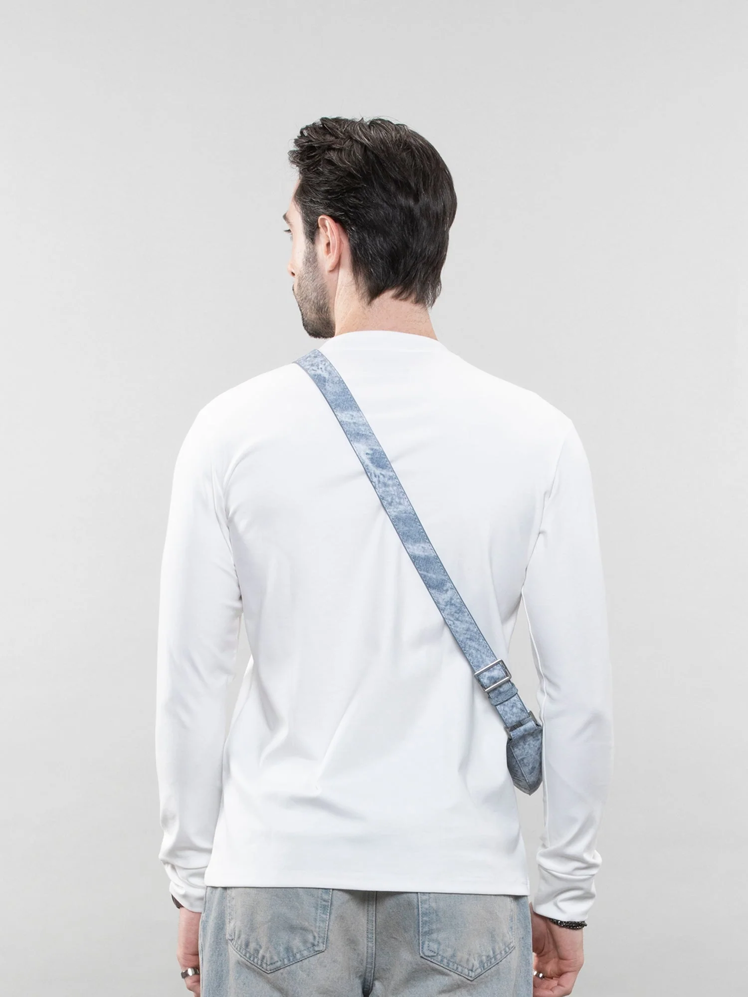 The henley tee - Image 13