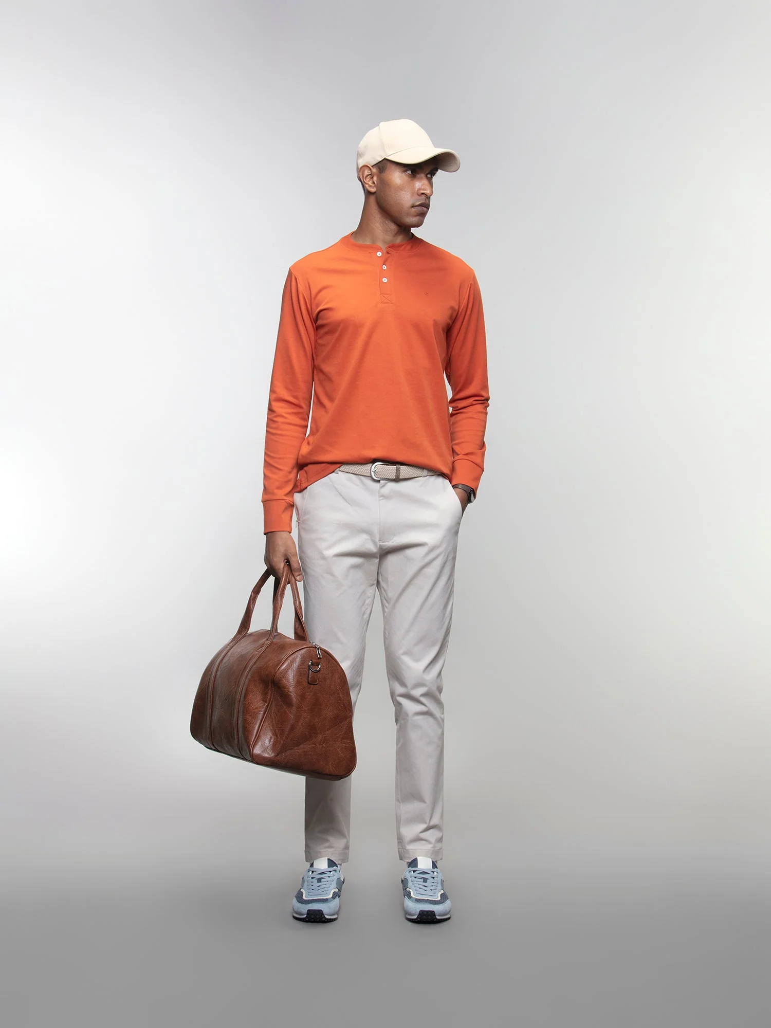 The henley tee - Image 30