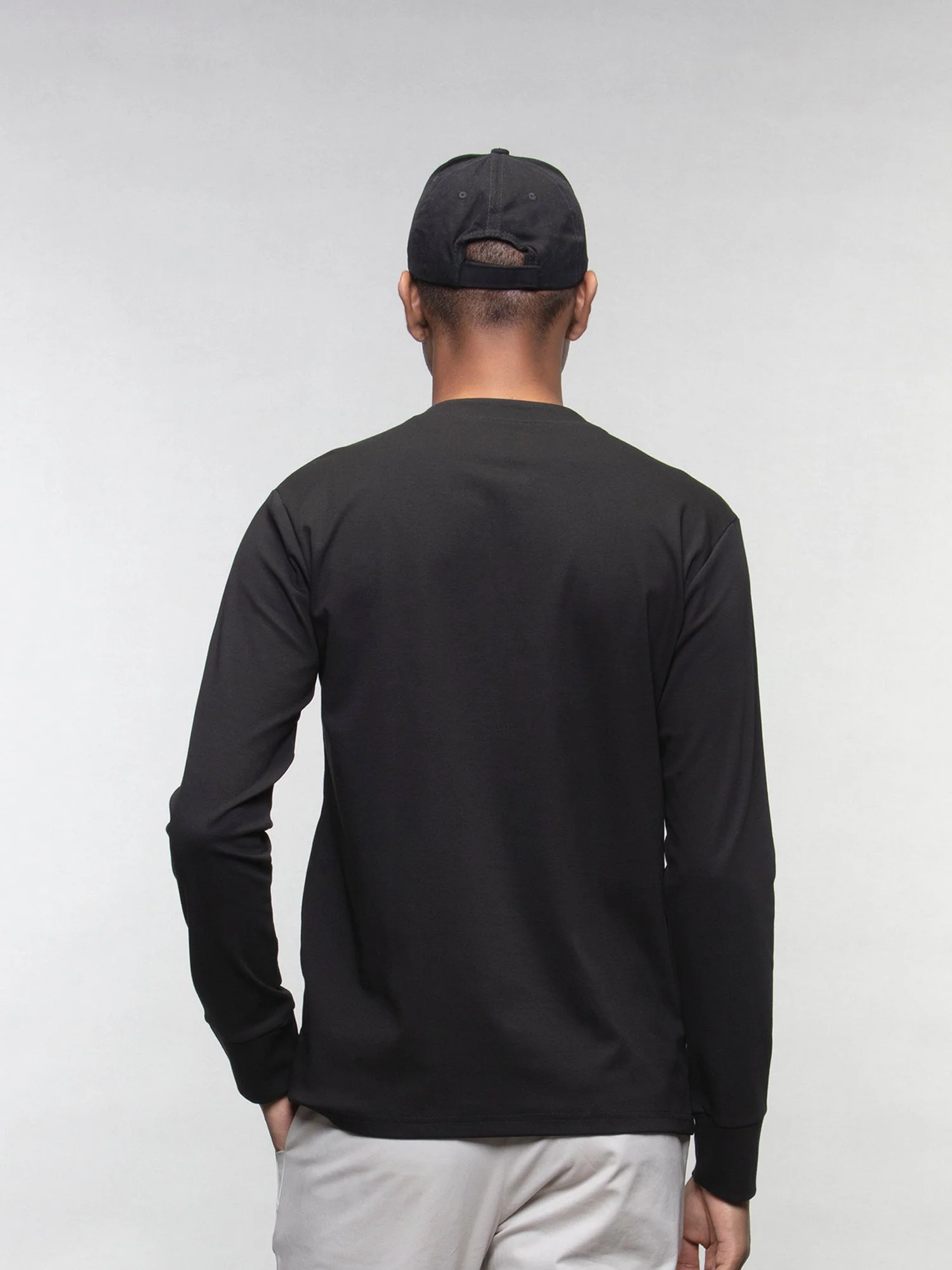 The henley tee - Image 24