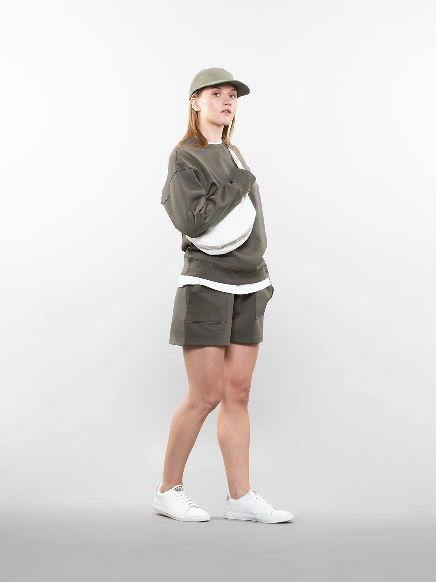 Three pocket sweatshorts - Image 29