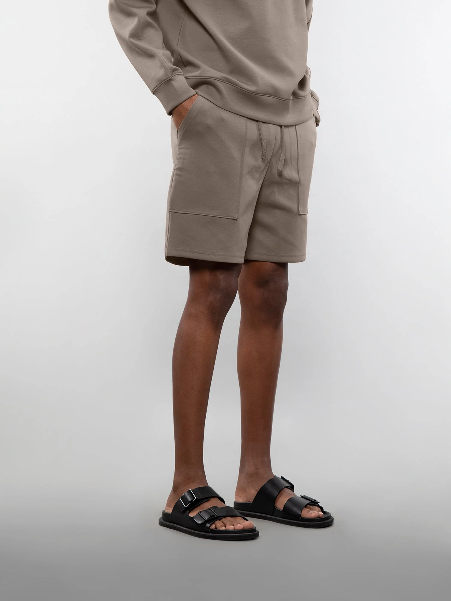 Three pocket sweatshorts - Image 7