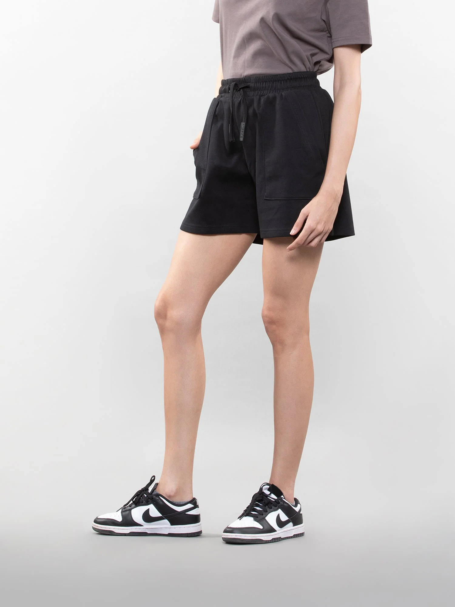 Three pocket sweatshorts - Image 2