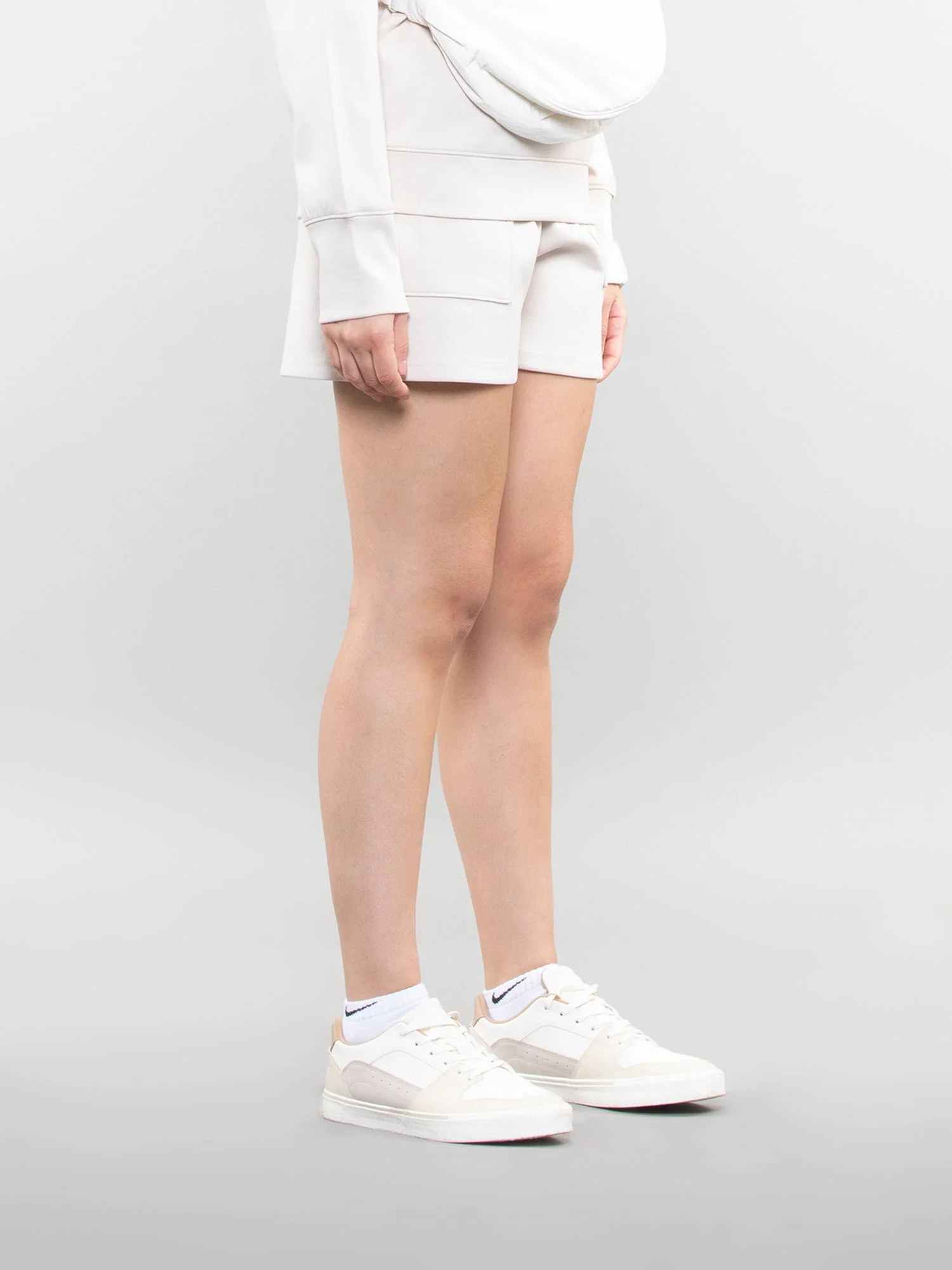 Three pocket sweatshorts - Image 8