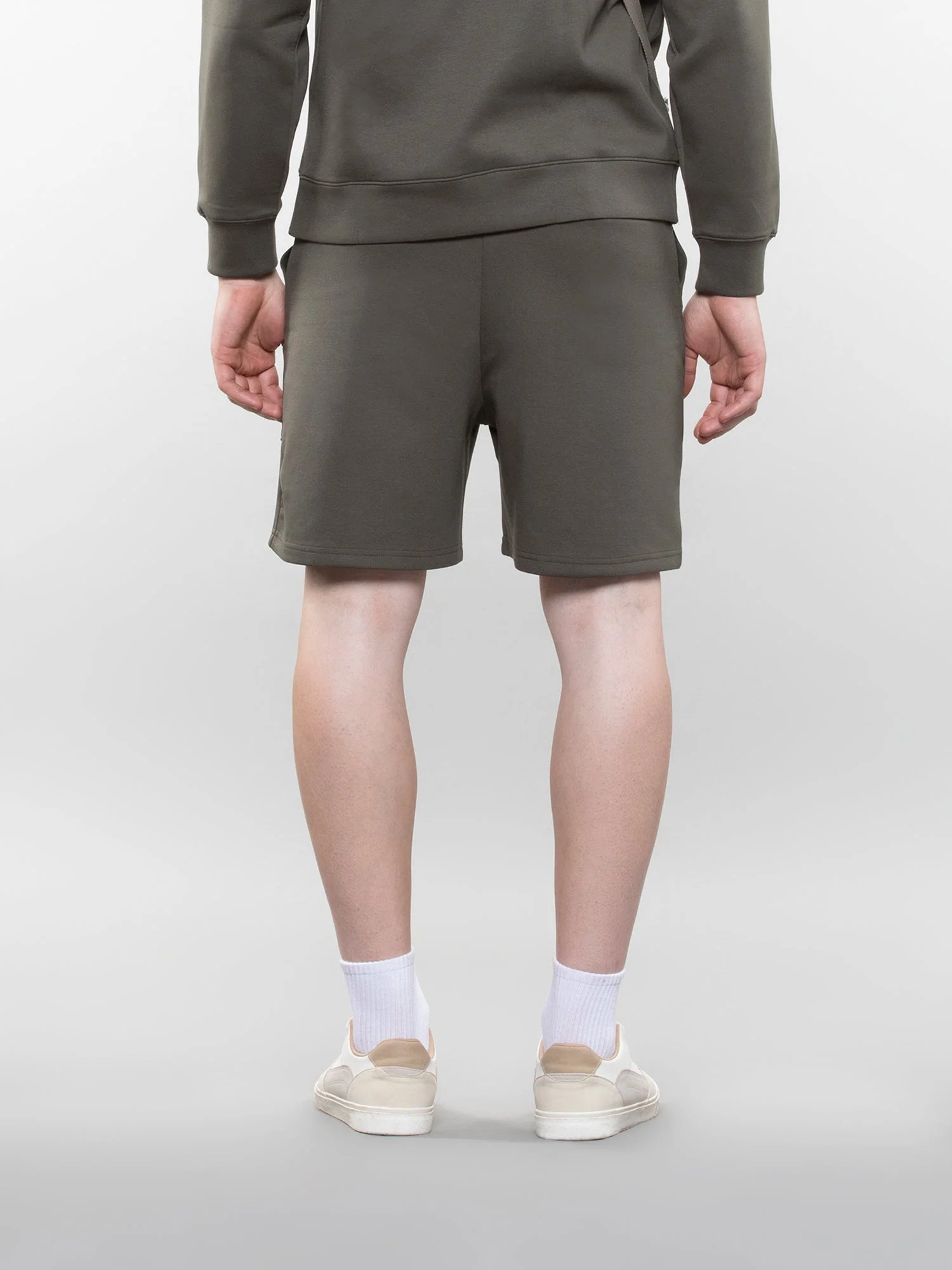 Three pocket sweatshorts - Image 20