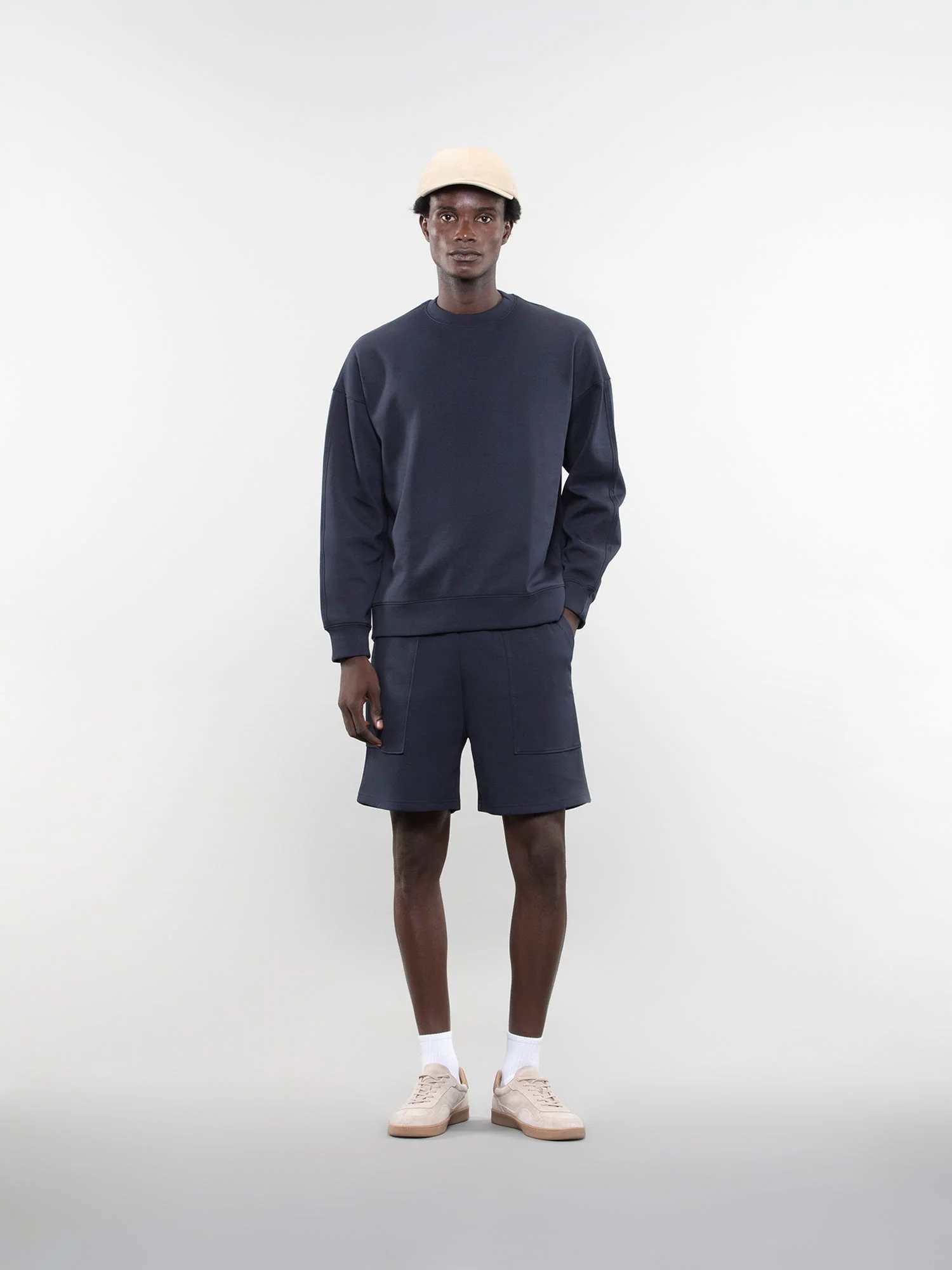 Three pocket sweatshorts - Image 34