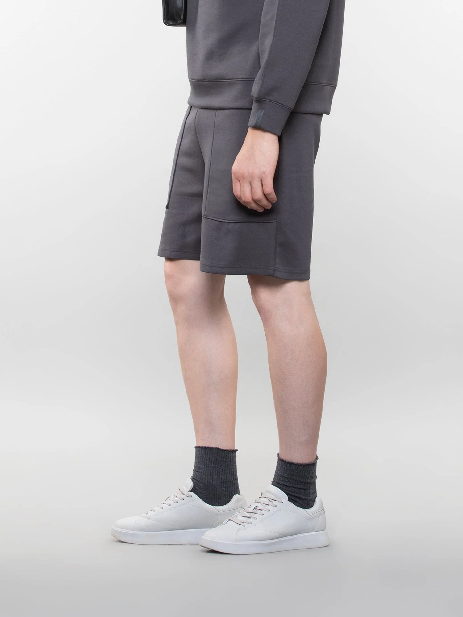 Three pocket sweatshorts - Image 37