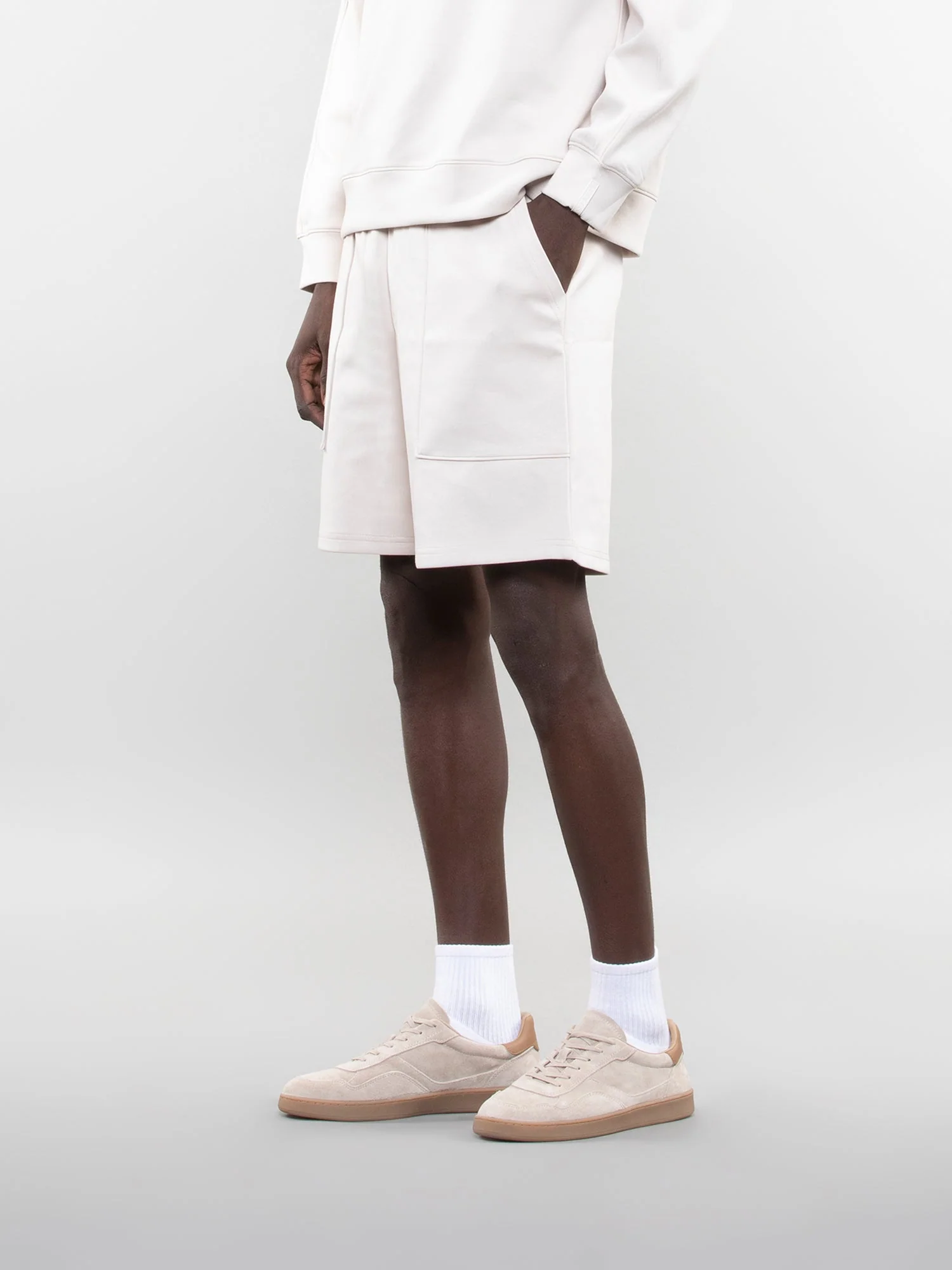 Three pocket sweatshorts - Image 9