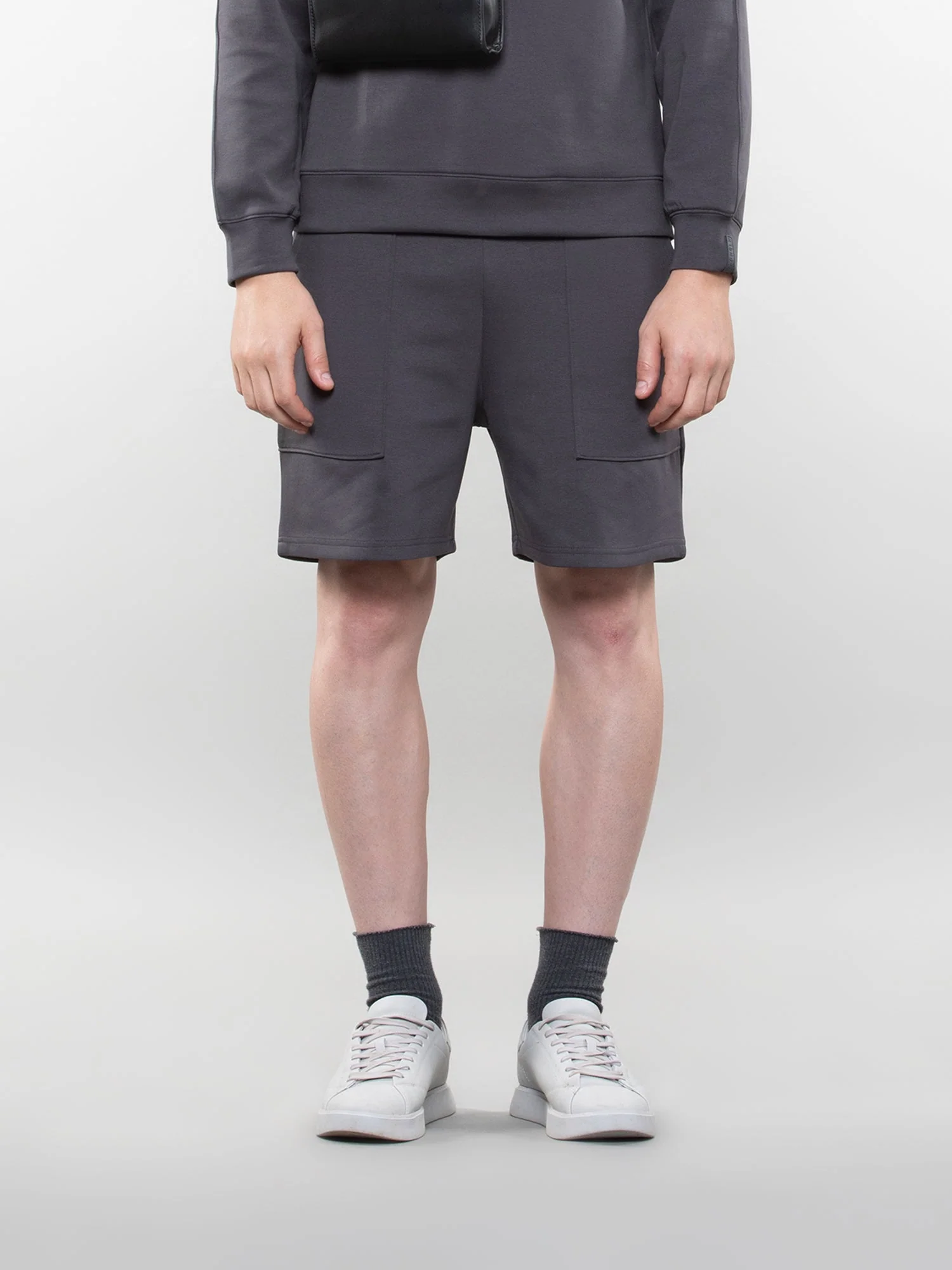 Three pocket sweatshorts - Image 19