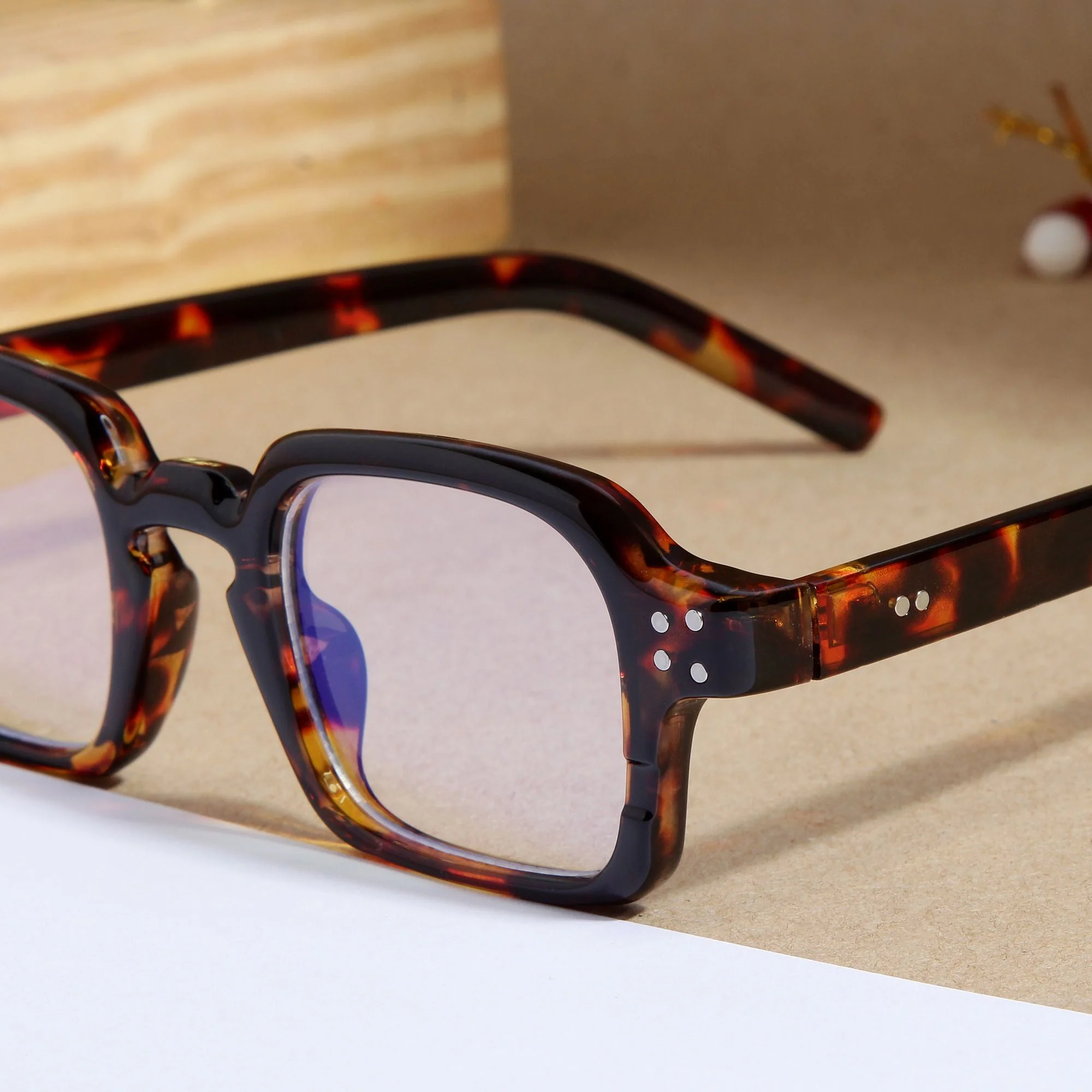 Tortoise Brown Clear SZ 2005 Square Sunglasses - Image 2
