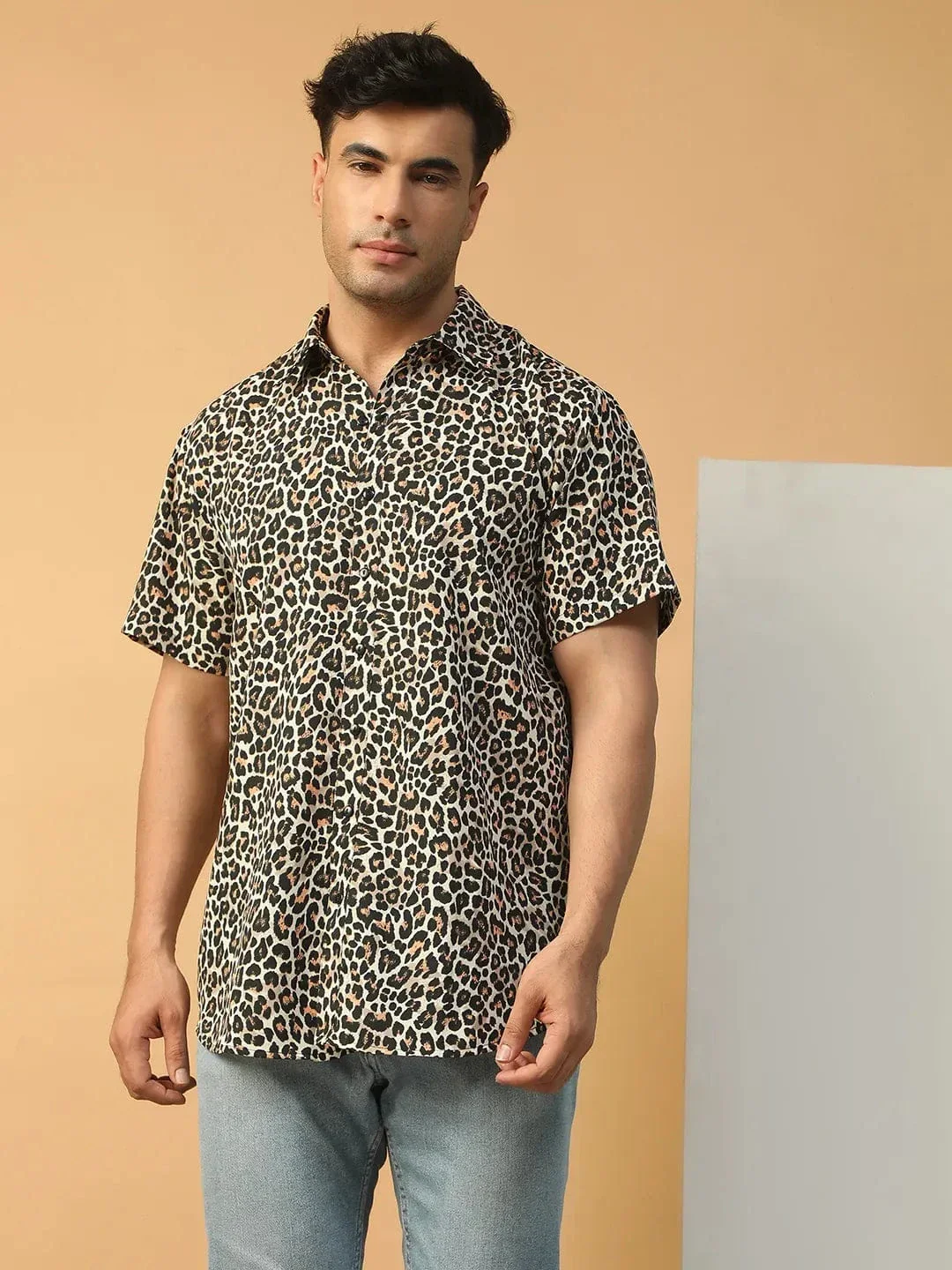 Trend Wolf Animal Print Multicolor Collared Short Sleeve Men Oversized Shirt