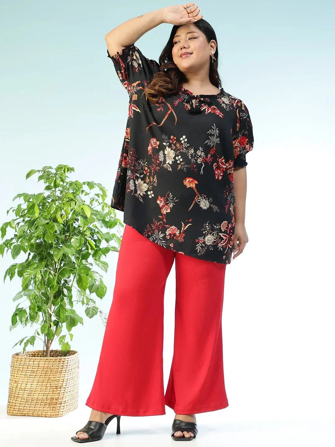 Trendload Black Floral Print Ruffle & Tie -Up Detail Short Sleeve Plus Size Women Top - Image 2