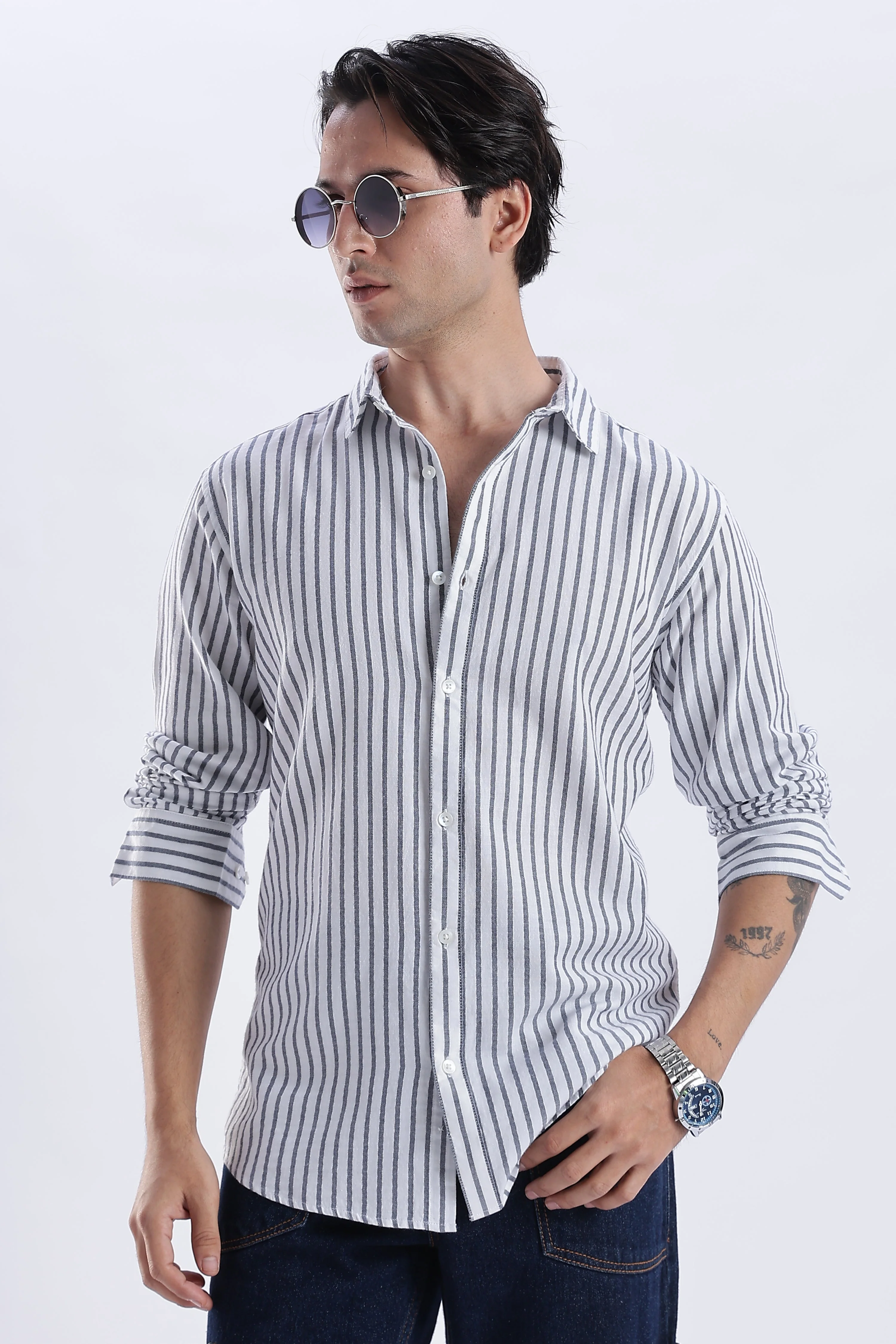 Uri White & Navy Vertical Striped Cotton Shirt - Image 2