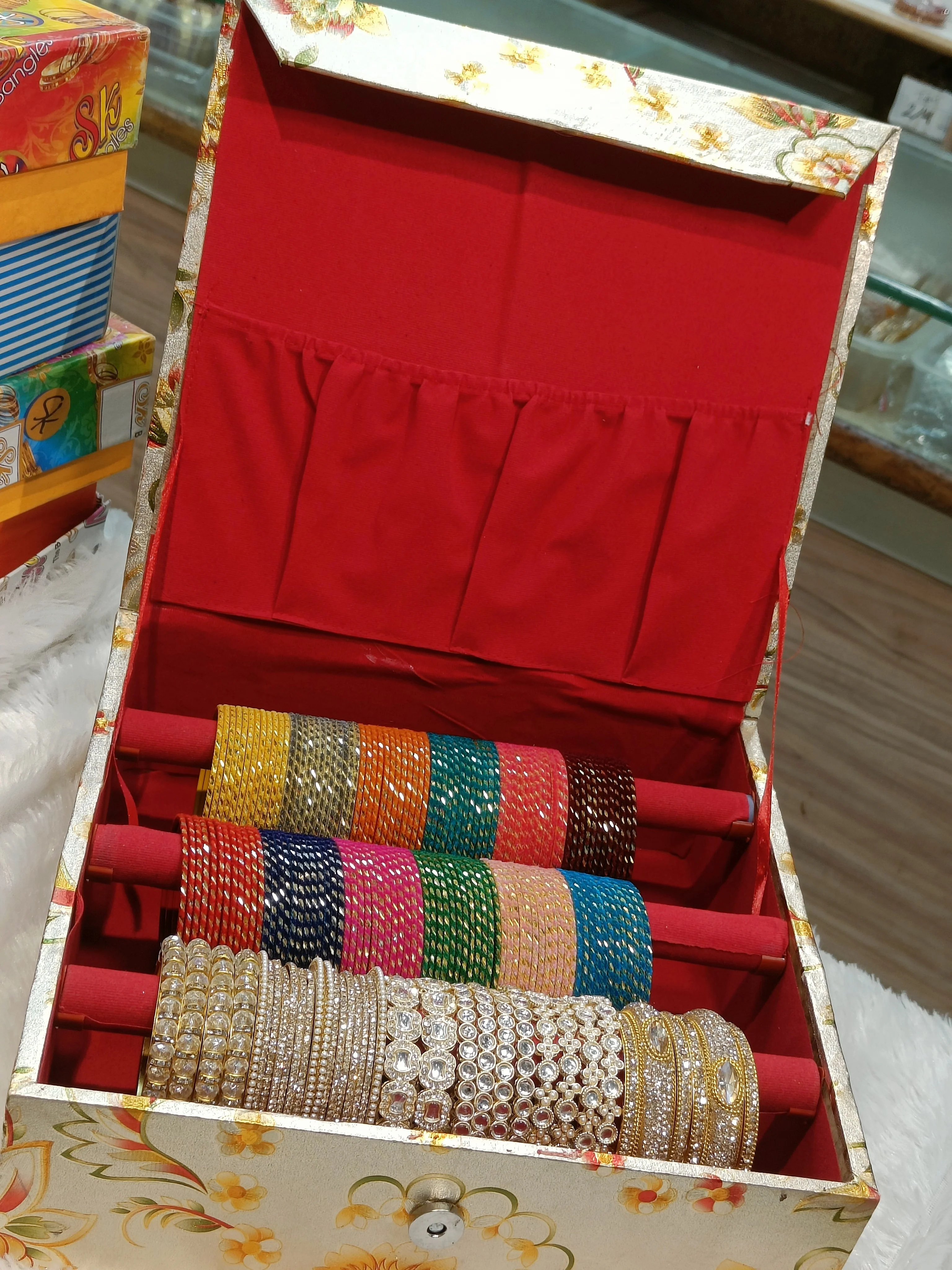 VELVET BANGLES COMBO WITH BANGLEBOX - Image 9