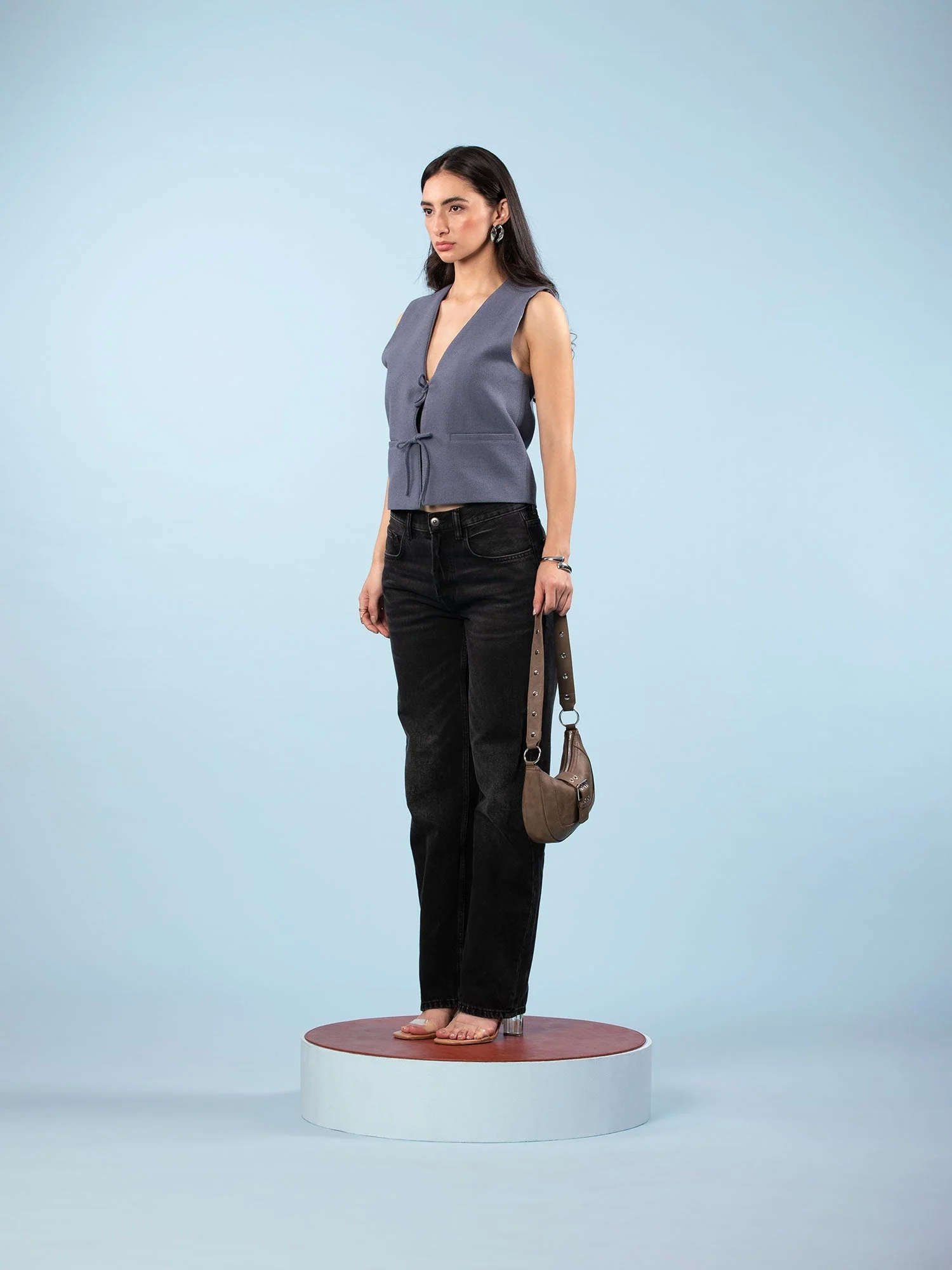 Vest with Bow Closure - Image 2